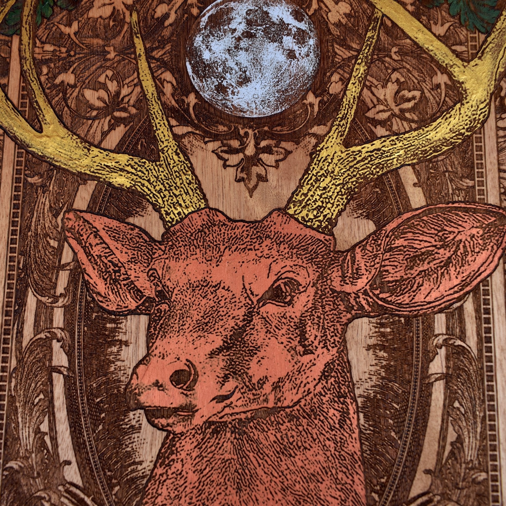Deer Head Wall Mount - Large Cedar Wood
