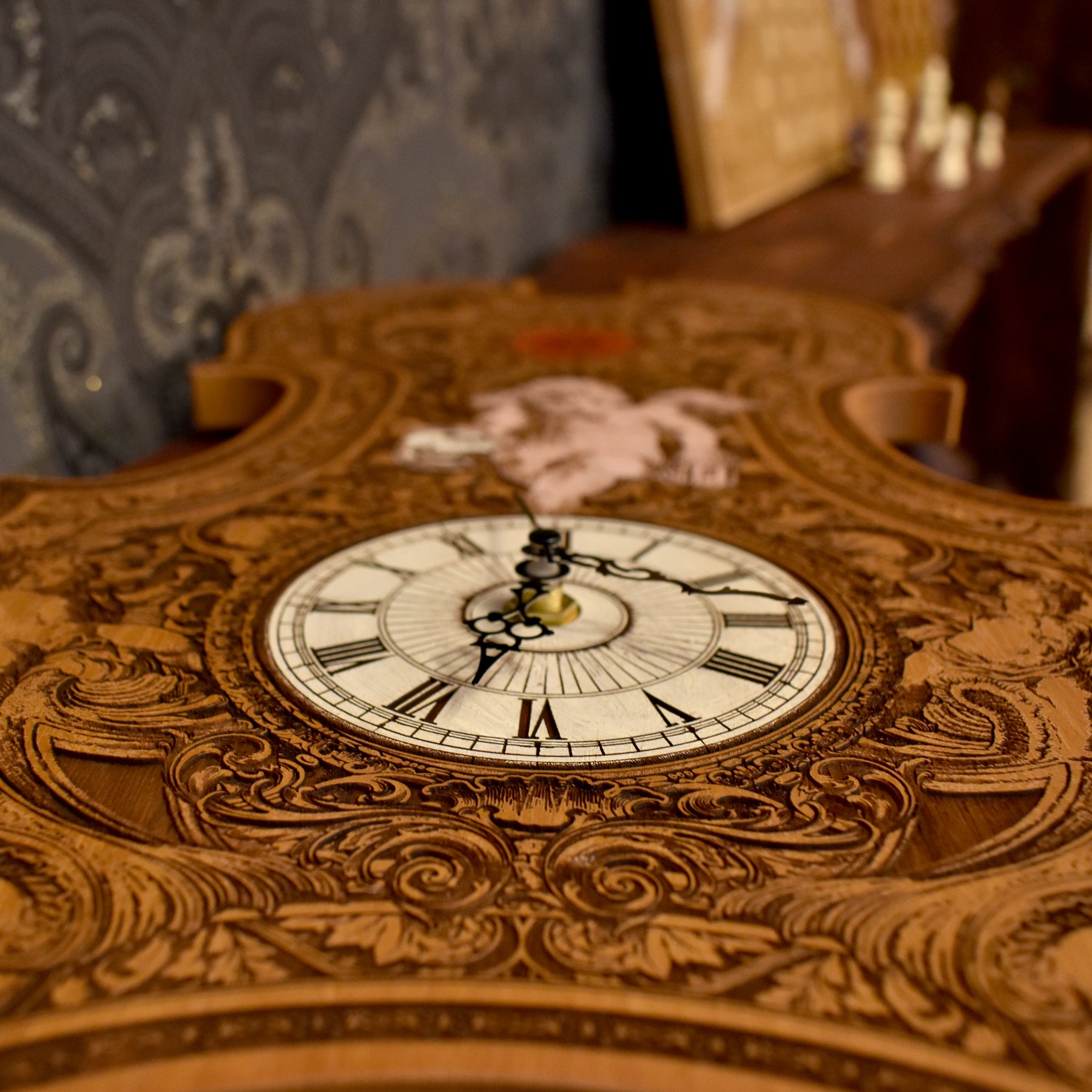 Gothic Time Real Clock Violin