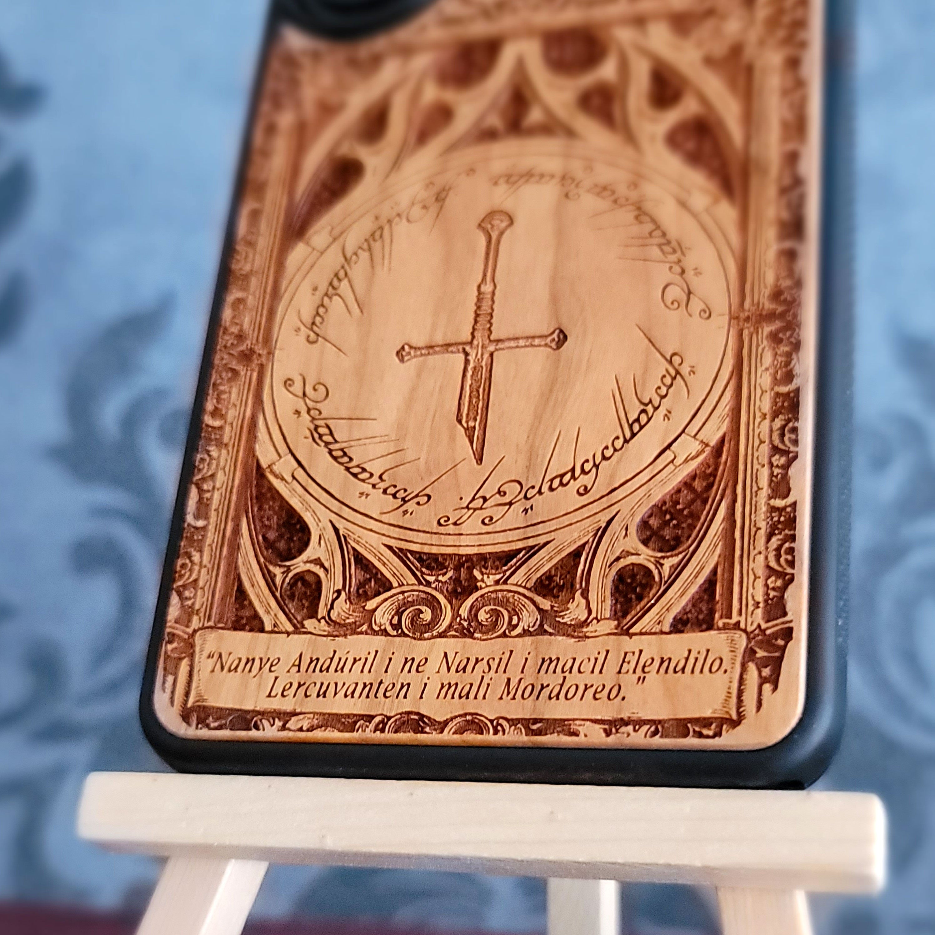 Broken Sword LOTR Wood Phone Case - Gothic Pattern