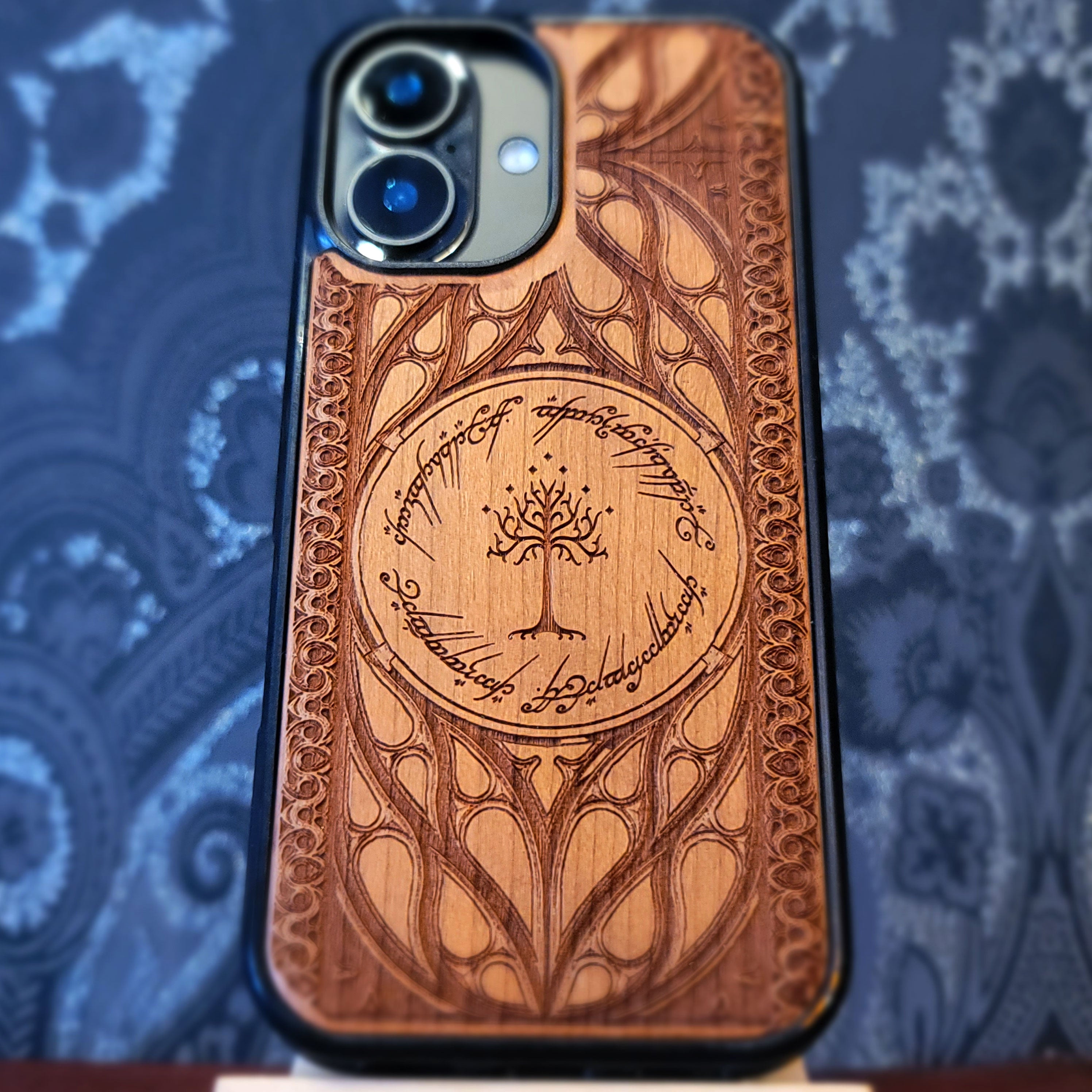 Wood Phone Case - Lord of The Rings Theme