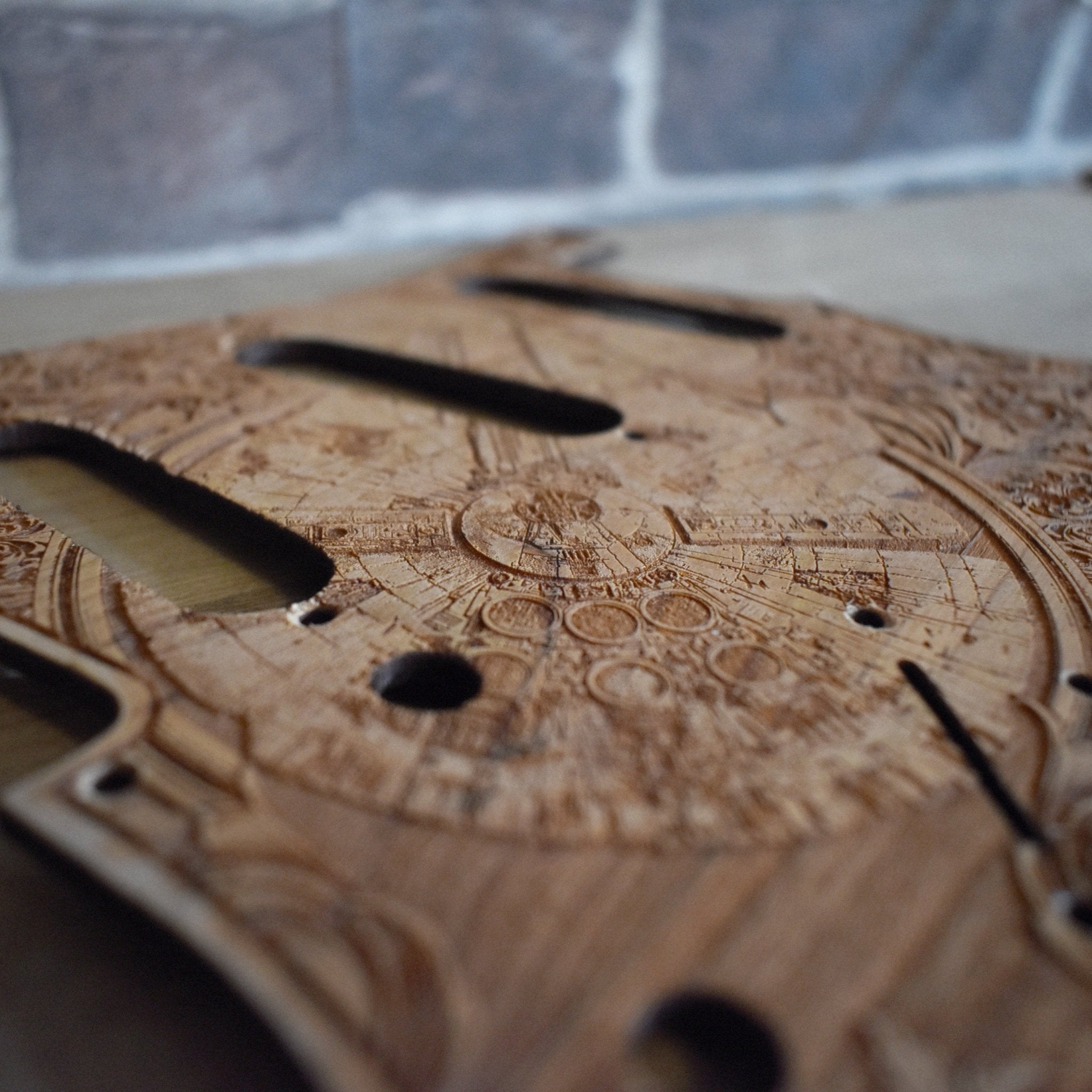 Stratocaster HSS & SSS Wood Pickguard - Millennium Falcon