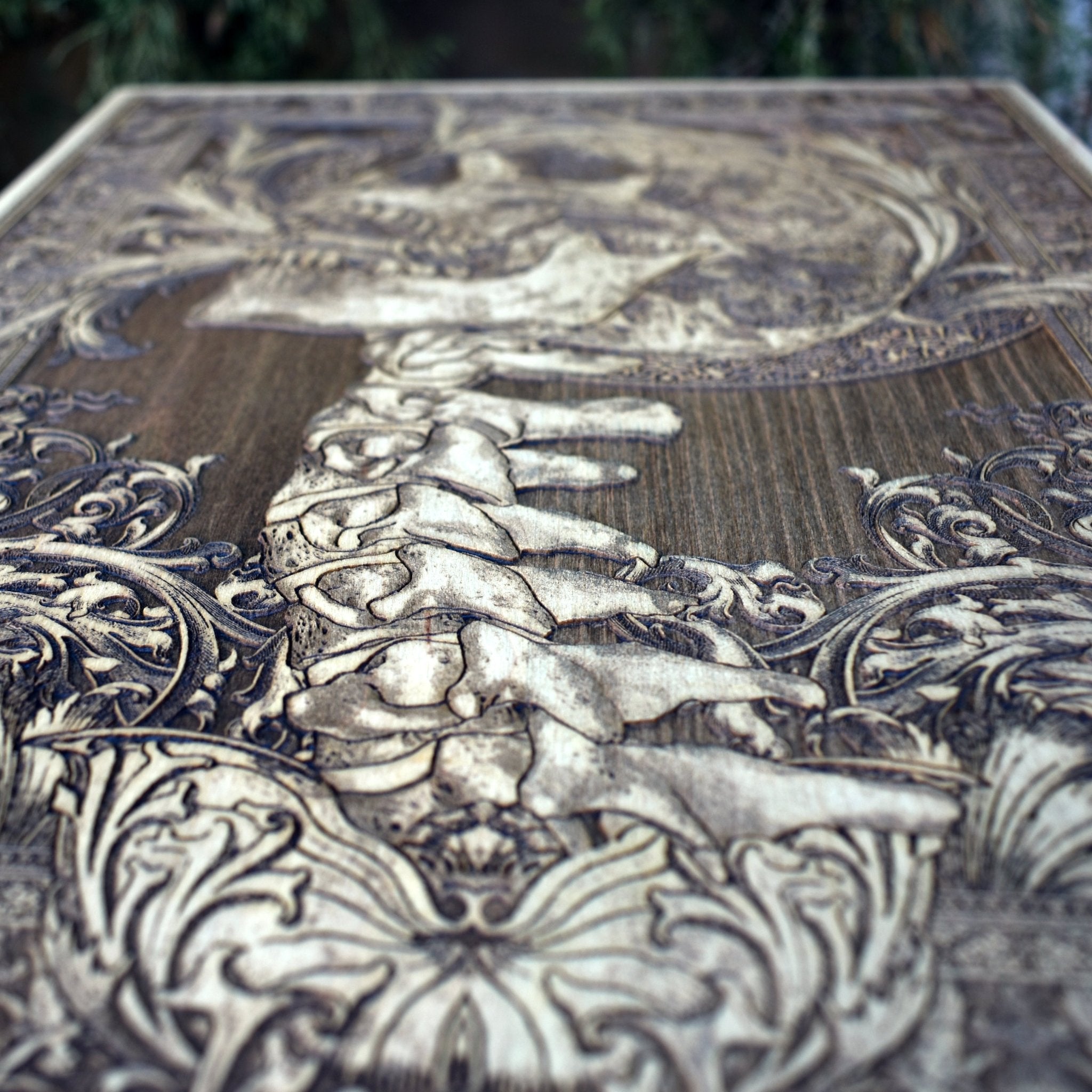 Horror-themed wood skull art for dark interiors