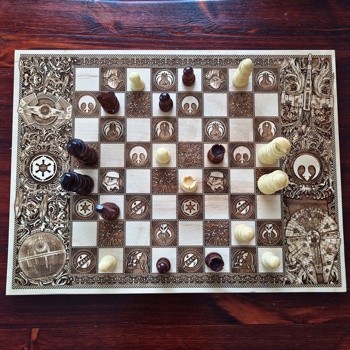 Star Wars Wooden Chess Set
