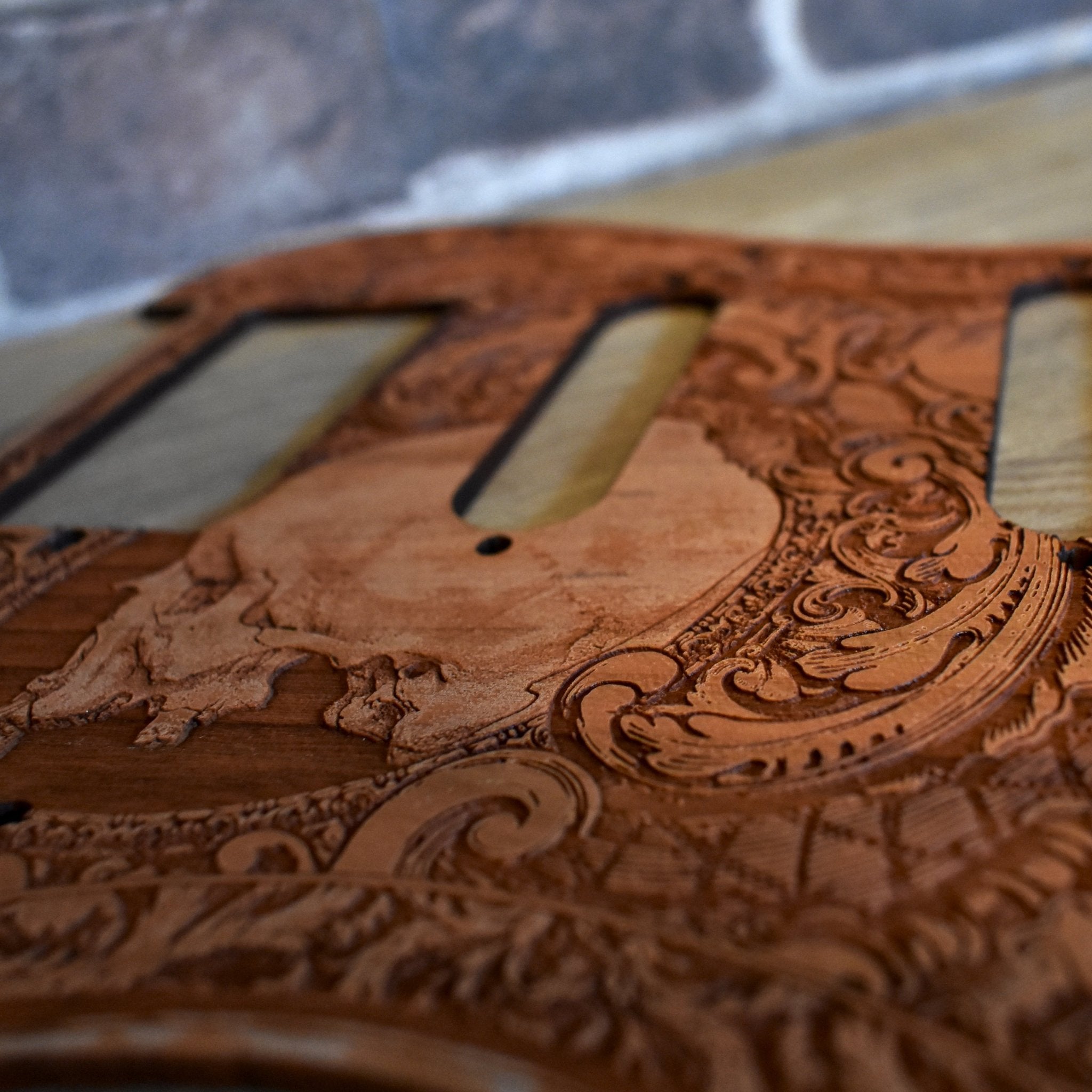 Golpeador de madera Stratocaster HSS y SSS - Lado de calavera humana