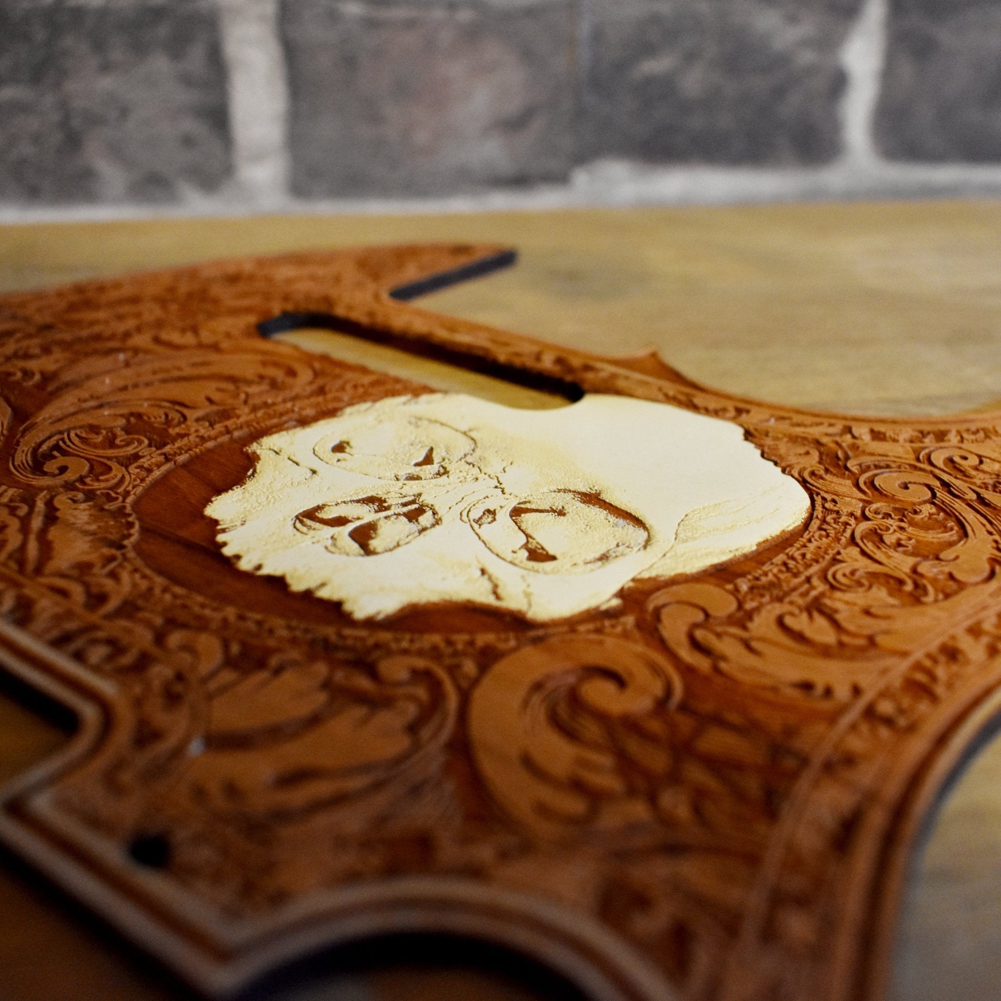 Telecaster Holz-Schlagbrett – Vorderseite Totenkopf handbemalt