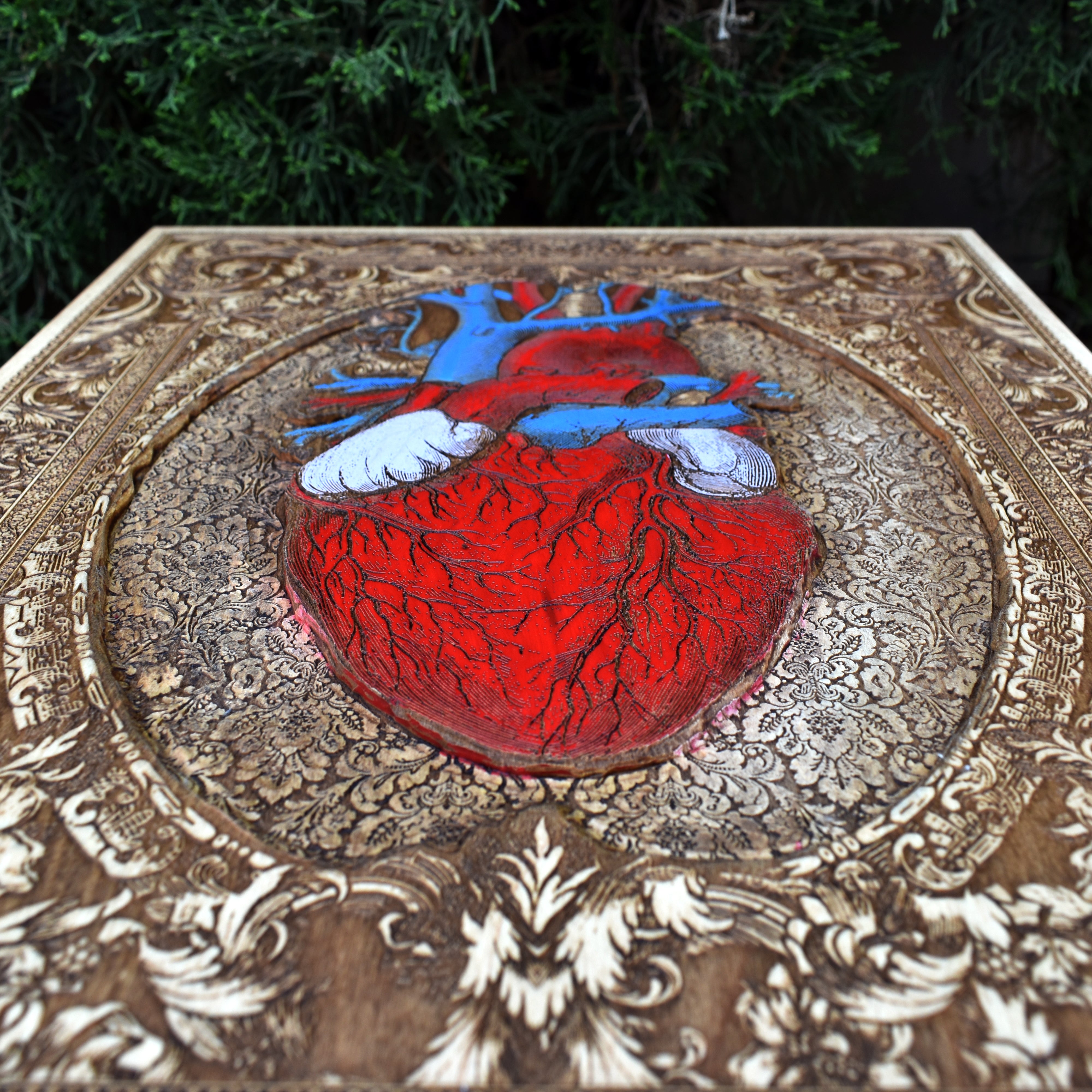 Corazón - Tallado y pintado a mano - Grande