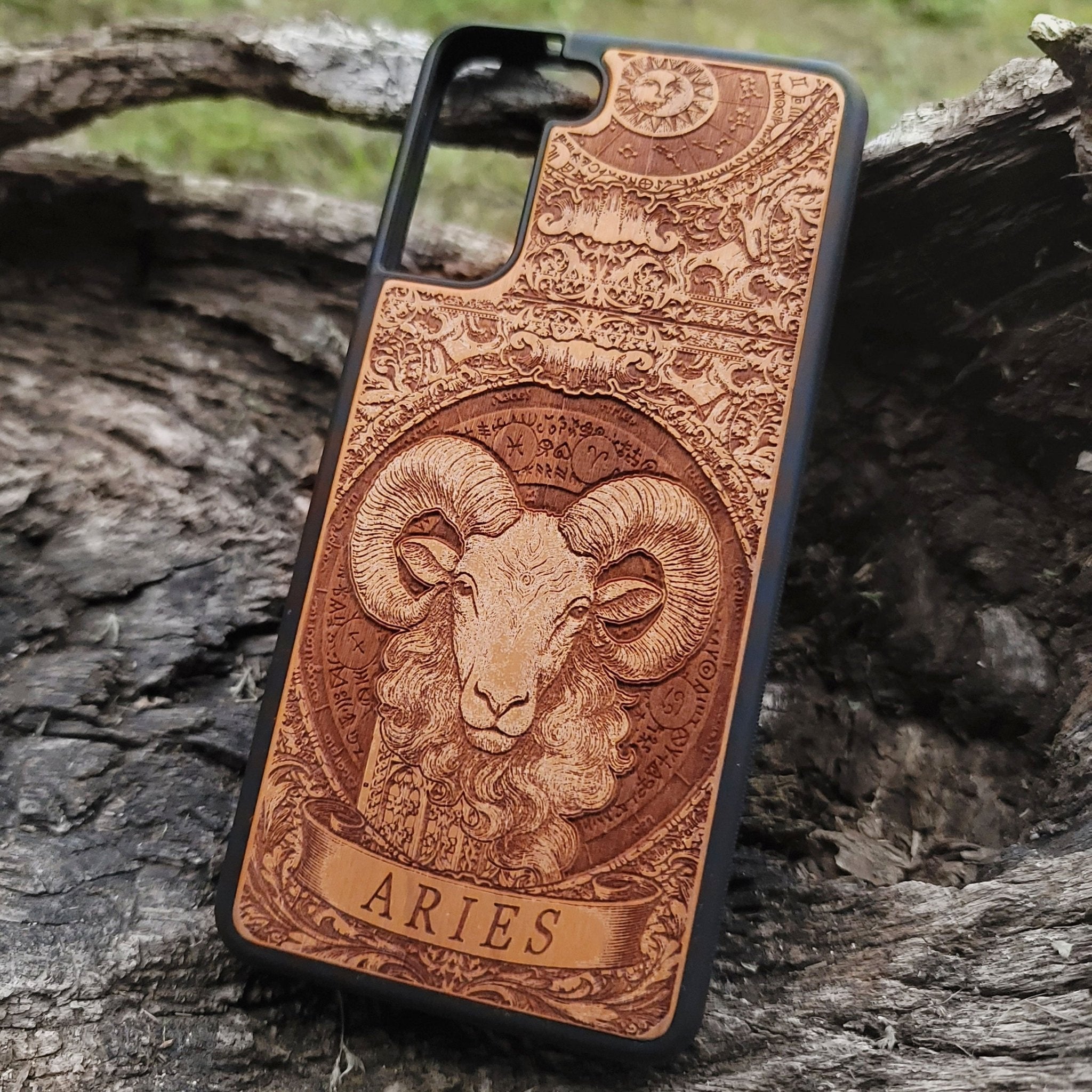 Horoscope wood case featuring Aries star sign
