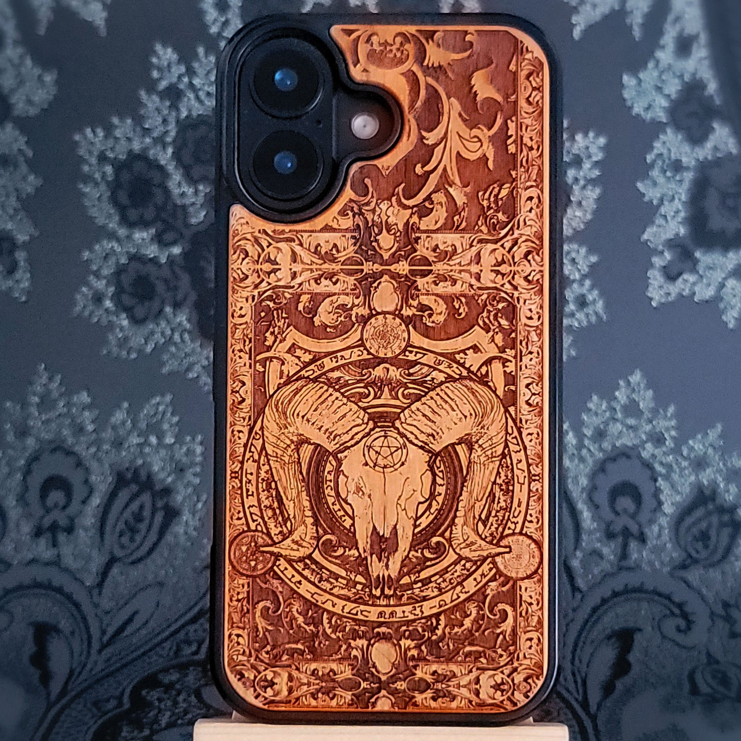 Baphomet Skull wood phone case, gothic laser-engraved design for iPhone & Galaxy