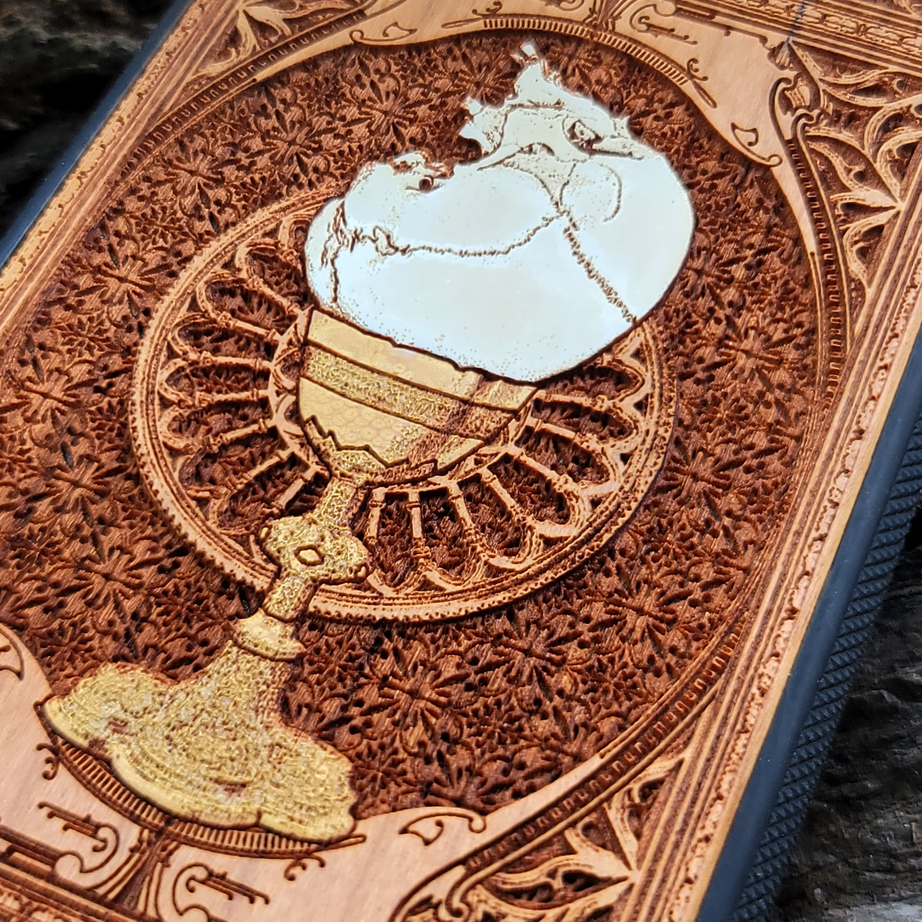 Gothic chalice engraved on a wooden phone case, compatible with iPhone  and Samsung Galaxy