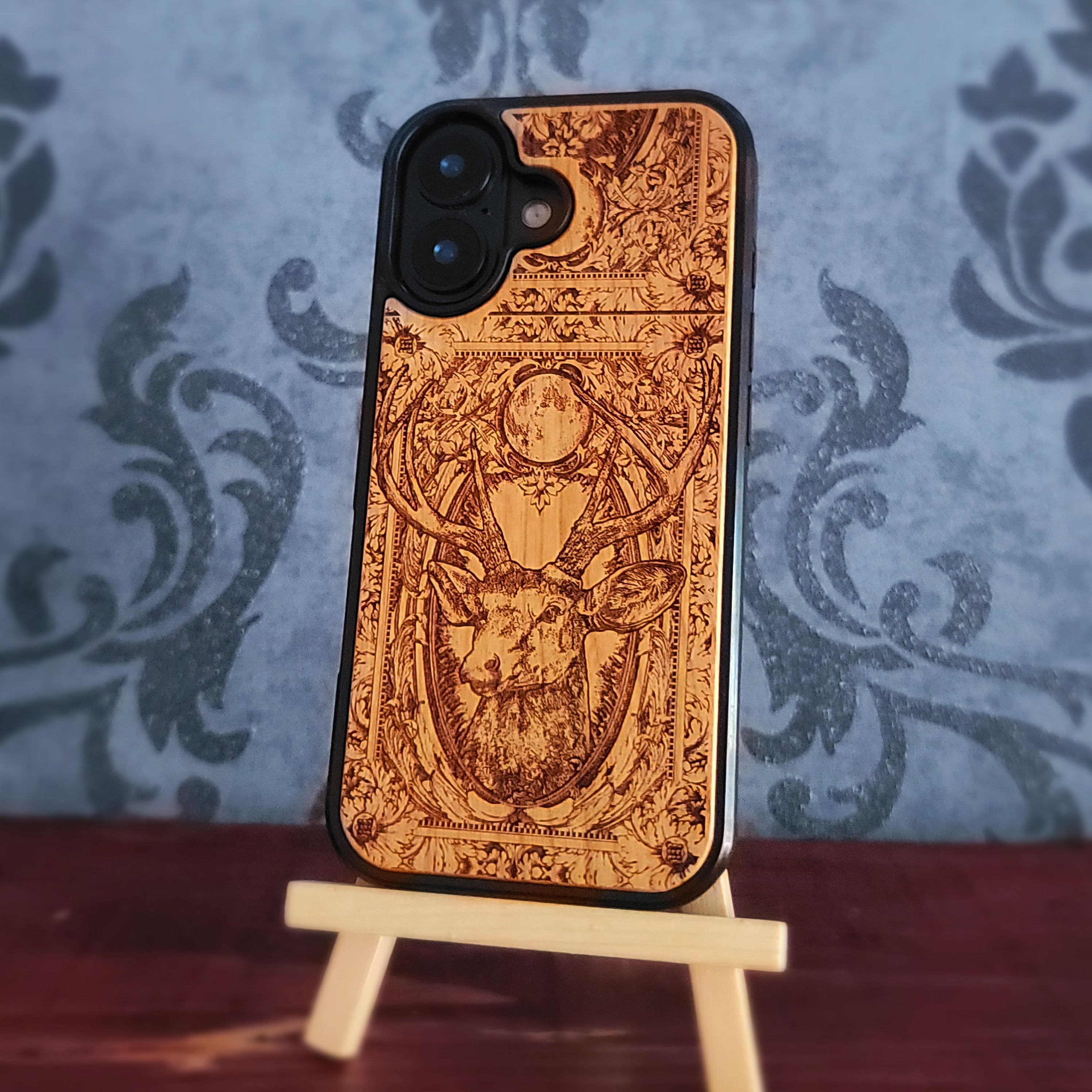 Deer Hunter - Wood Phone Case