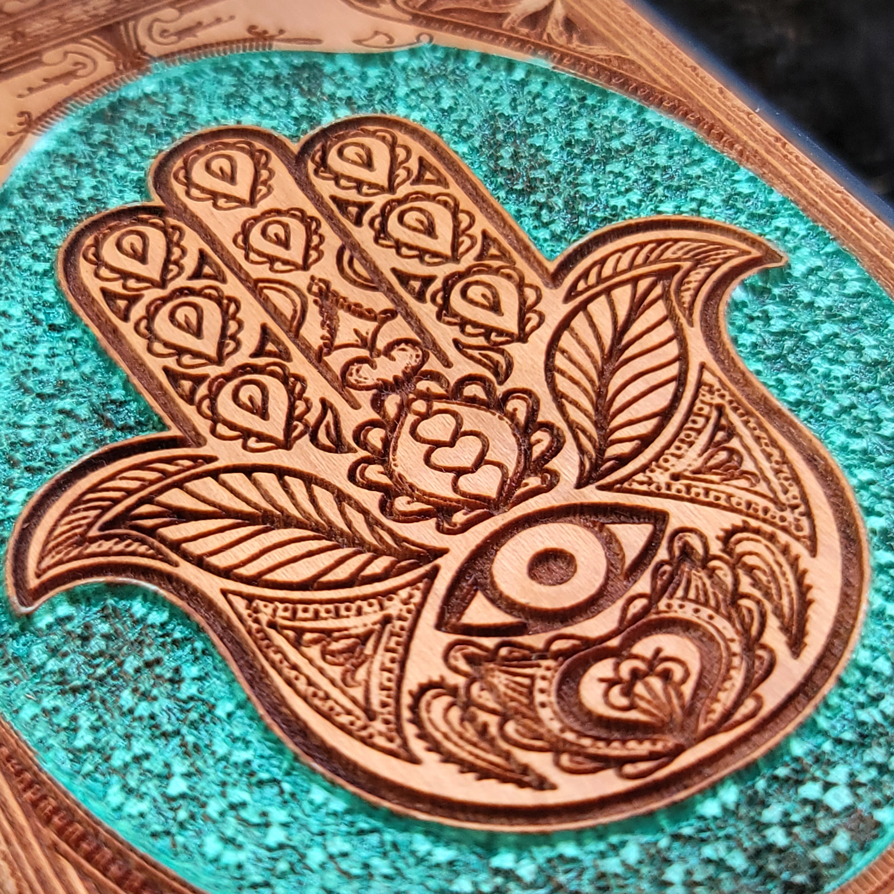 Hand-painted Hamsa Hand symbol wood phone case with Gothic pattern for iPhone & Samsung Galaxy. Laser-engraved design offers durability and style, compatible with iPhone , 15, 14, 13, 12, 11 Pro Max Mini & Samsung Galaxy S, S24, S23, S22, S21, S20 Ultra Plus Note 20.