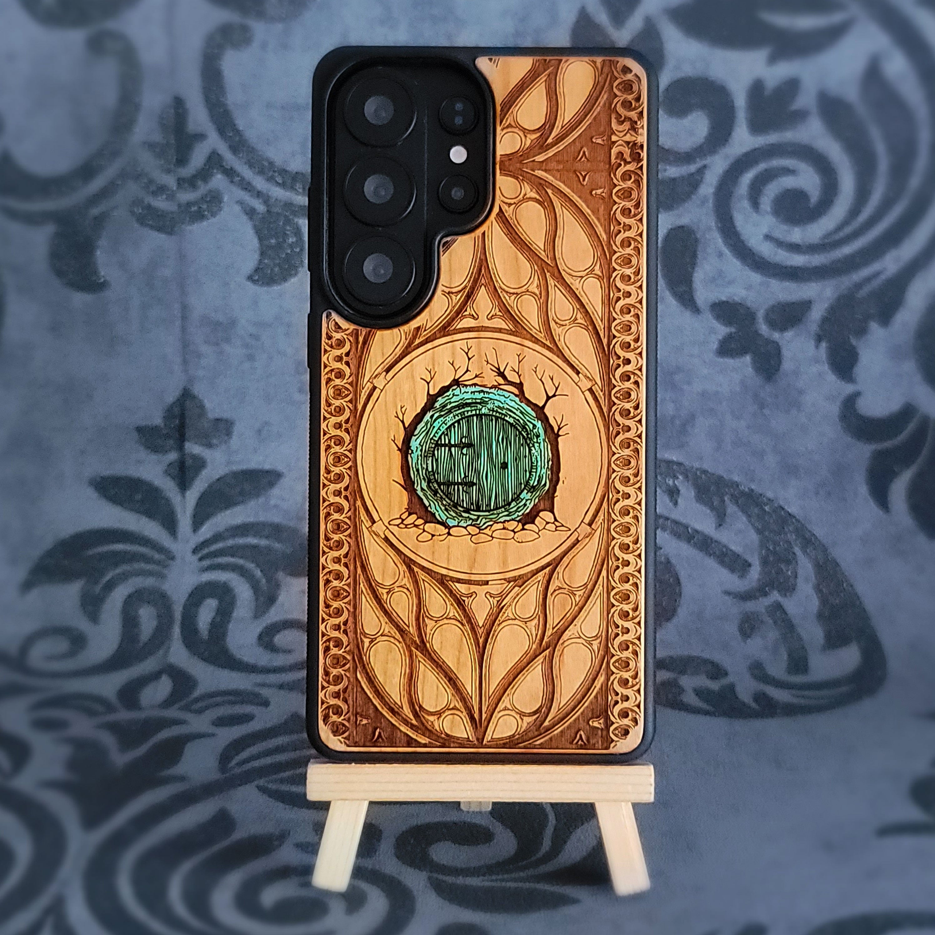 Hobbit Door Wood Phone Case - Green Hand Painted