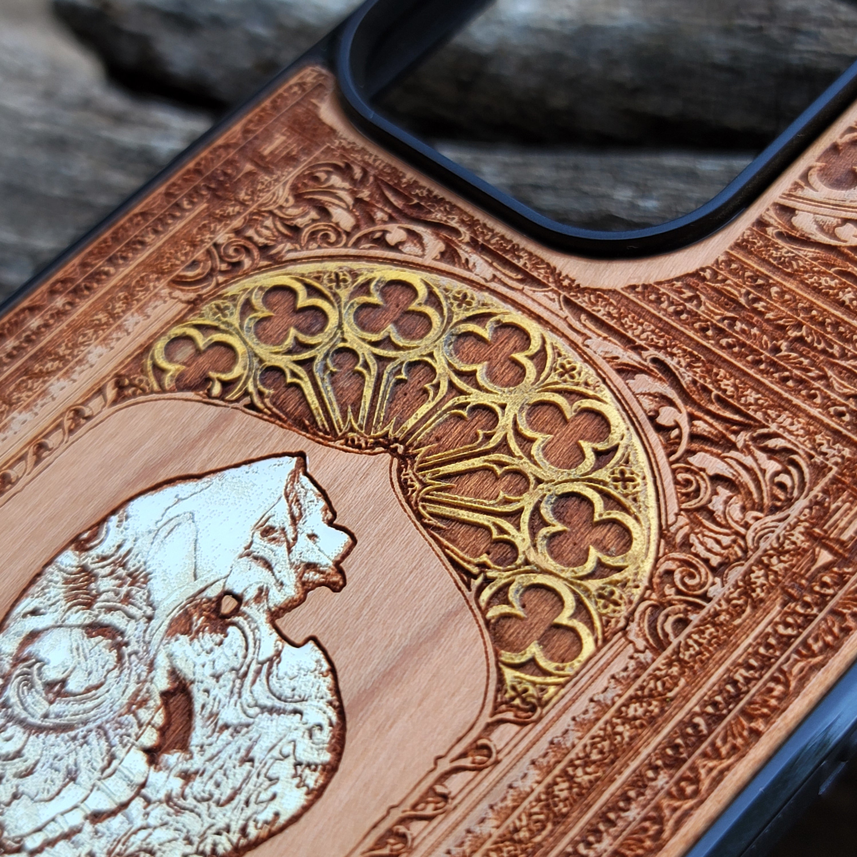 Horse skull gothic artwork engraved on a wooden phone case, compatible with iPhone and Samsung Galaxy