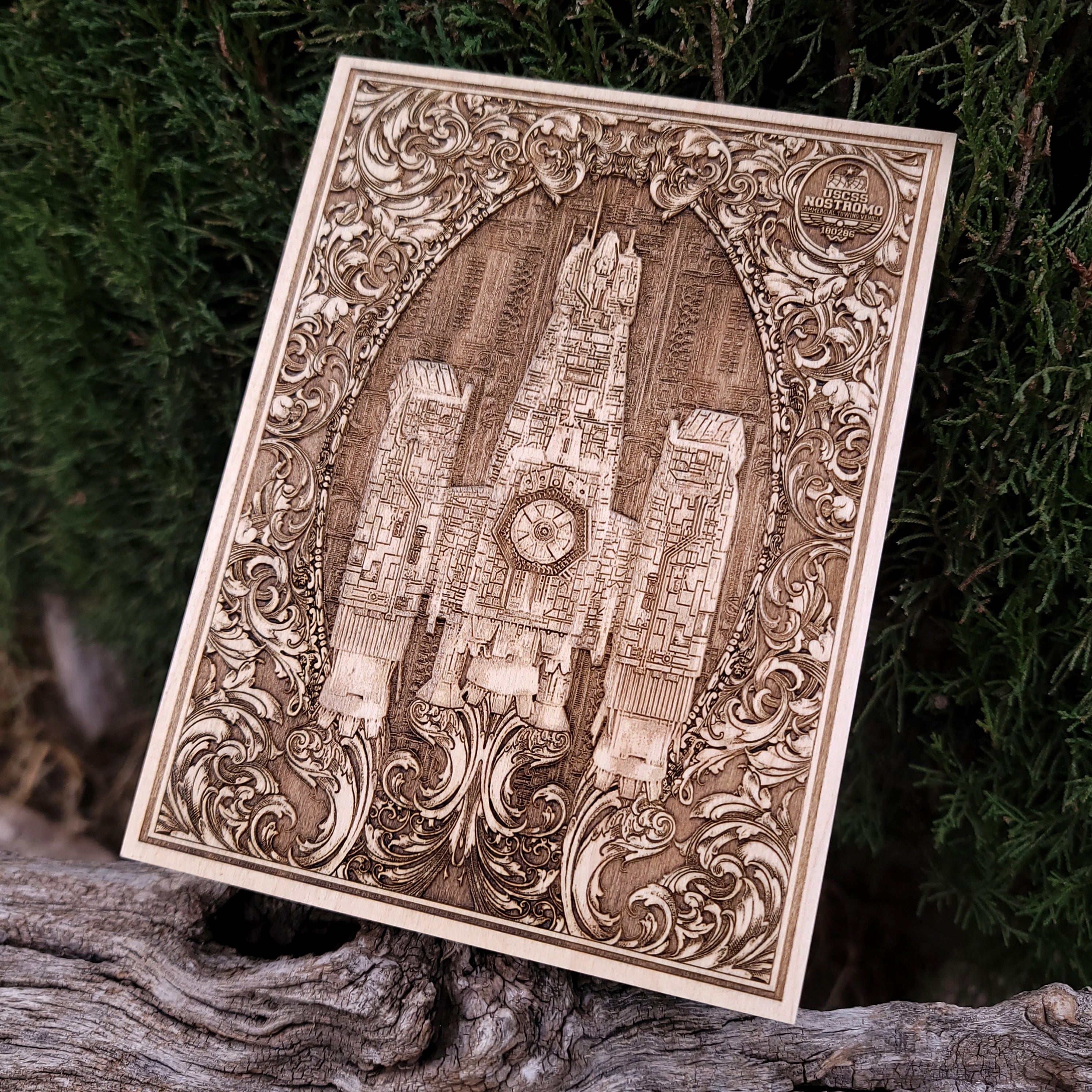 Detailed laser-engraved Nostromo ship on wood – perfect for collectors & sci-fi enthusiasts.