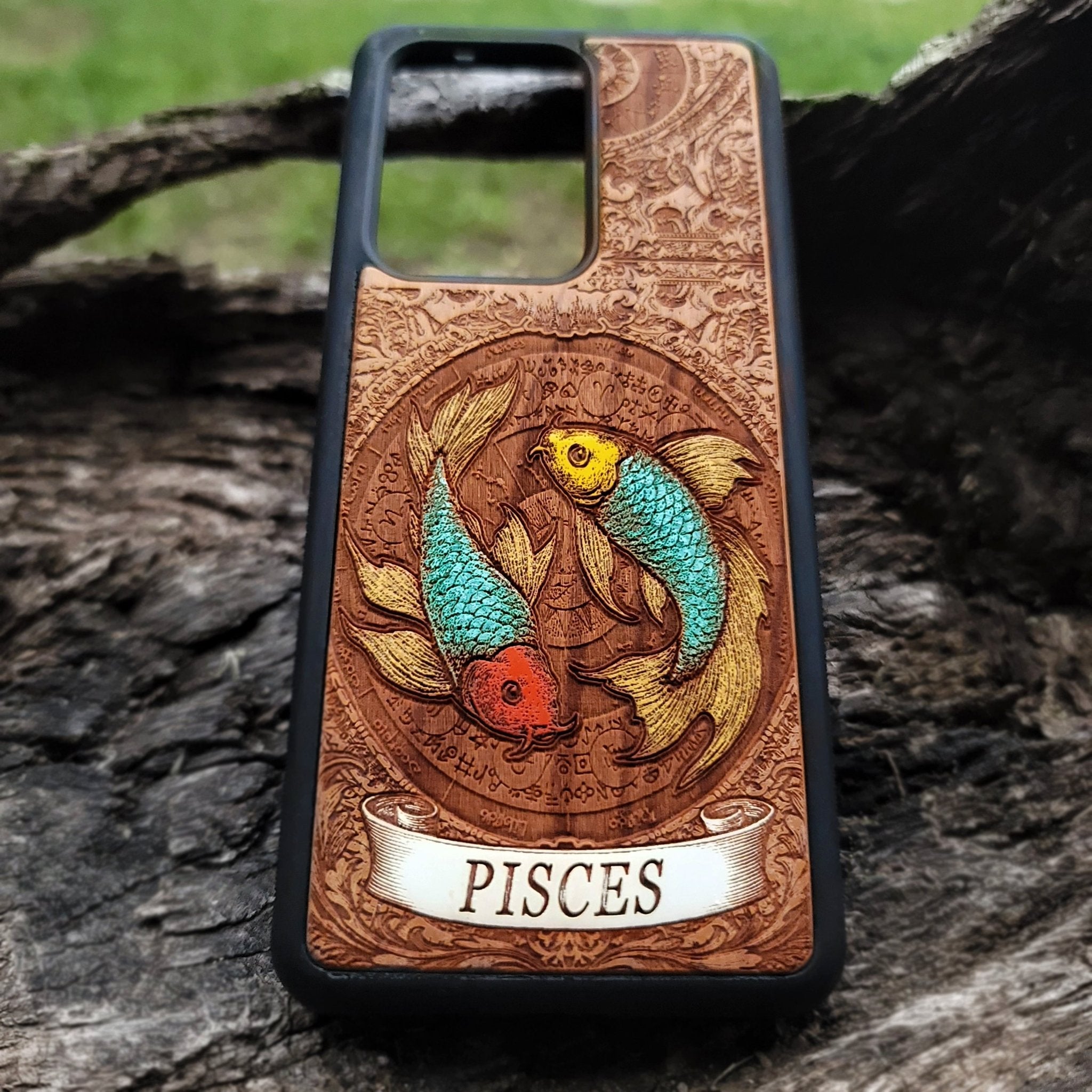 Celestial-themed Pisces phone cover for astrology lovers