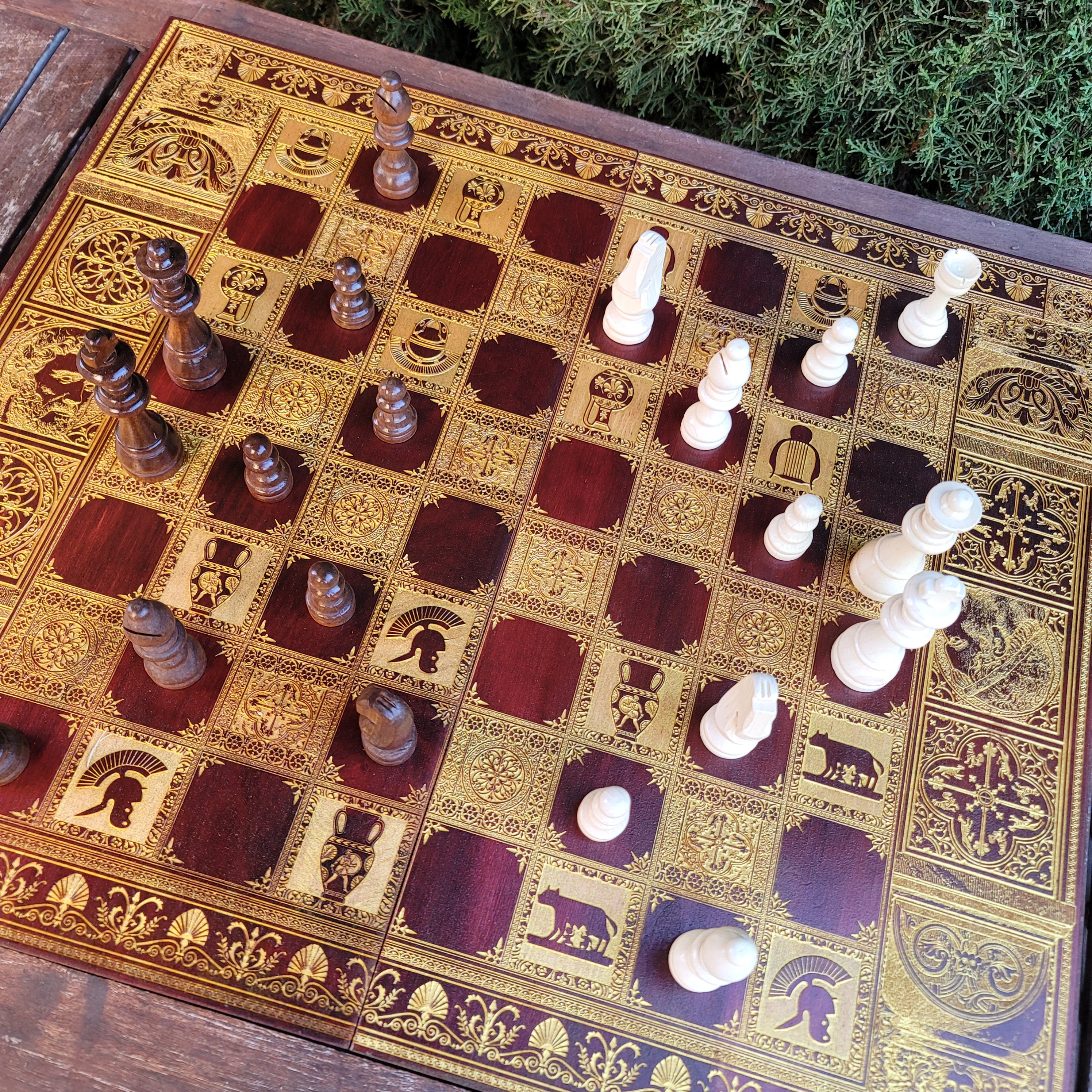 Roman Chess Board - Red Walnut & Gold - Tournament Size