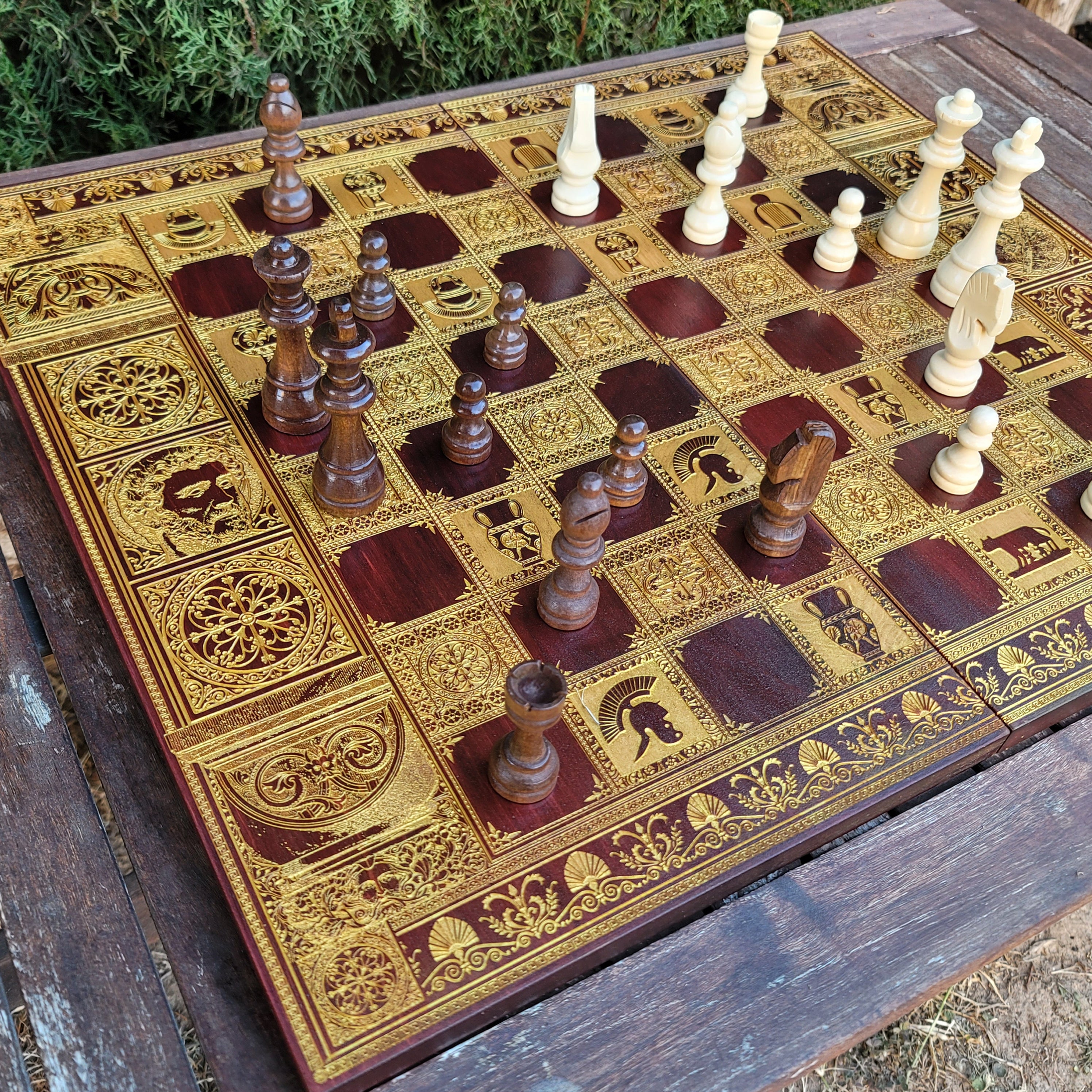 Roman Chess Board - Red Walnut & Gold - Tournament Size