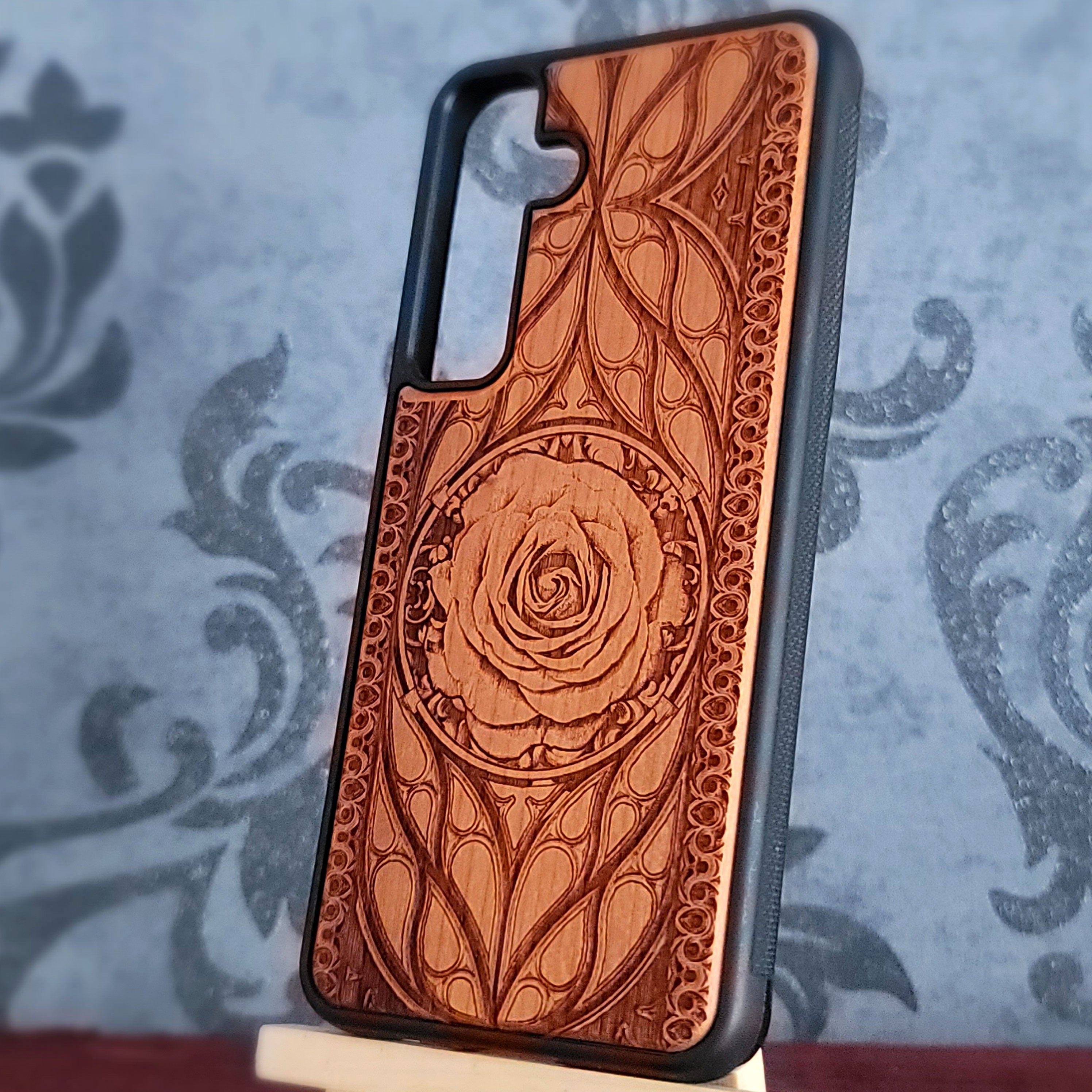 iPhone & Samsung Galaxy Wood Phone Case -Artwork "Rose"