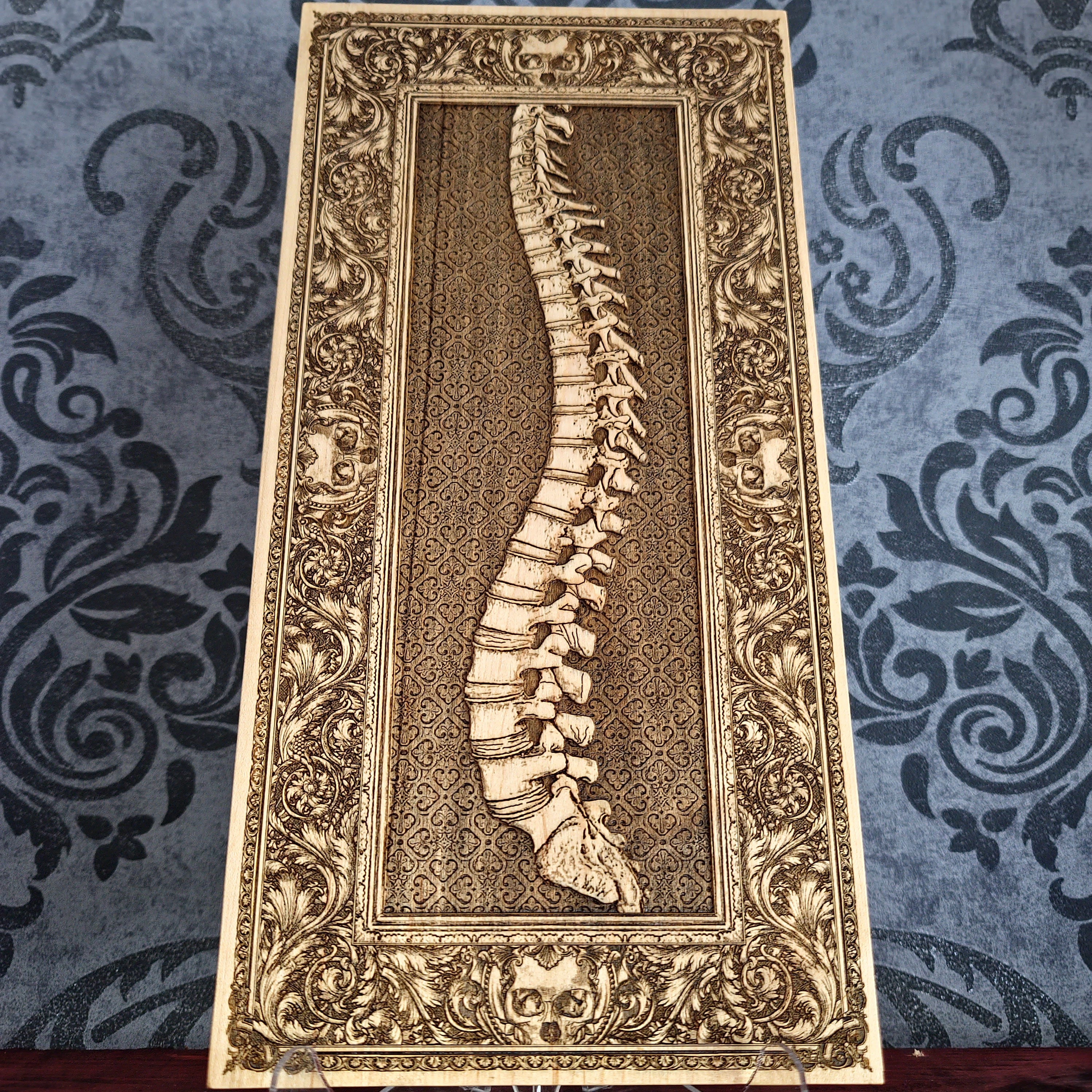 Handcrafted human spine wood engraving, laser-engraved on solid maple wood without paint. A medical-themed gift for doctors, chiropractors, anatomy lovers, and healthcare professionals.