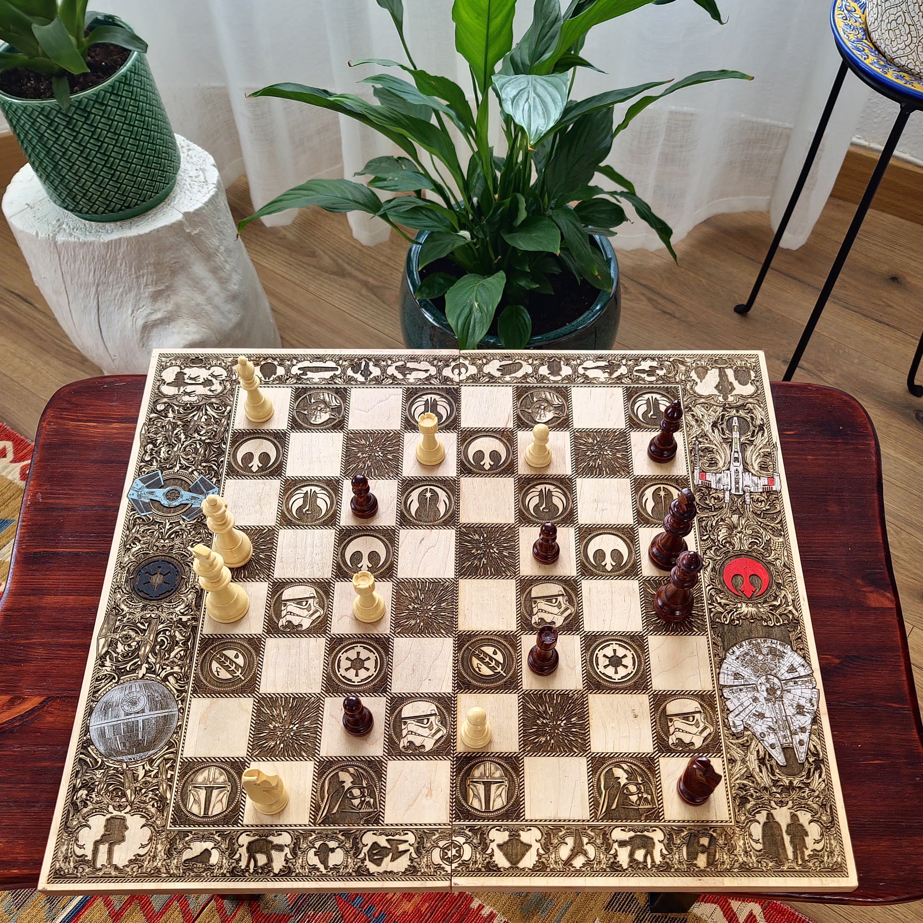 Sci Fi Star Wars Chess Board - Tournament Size