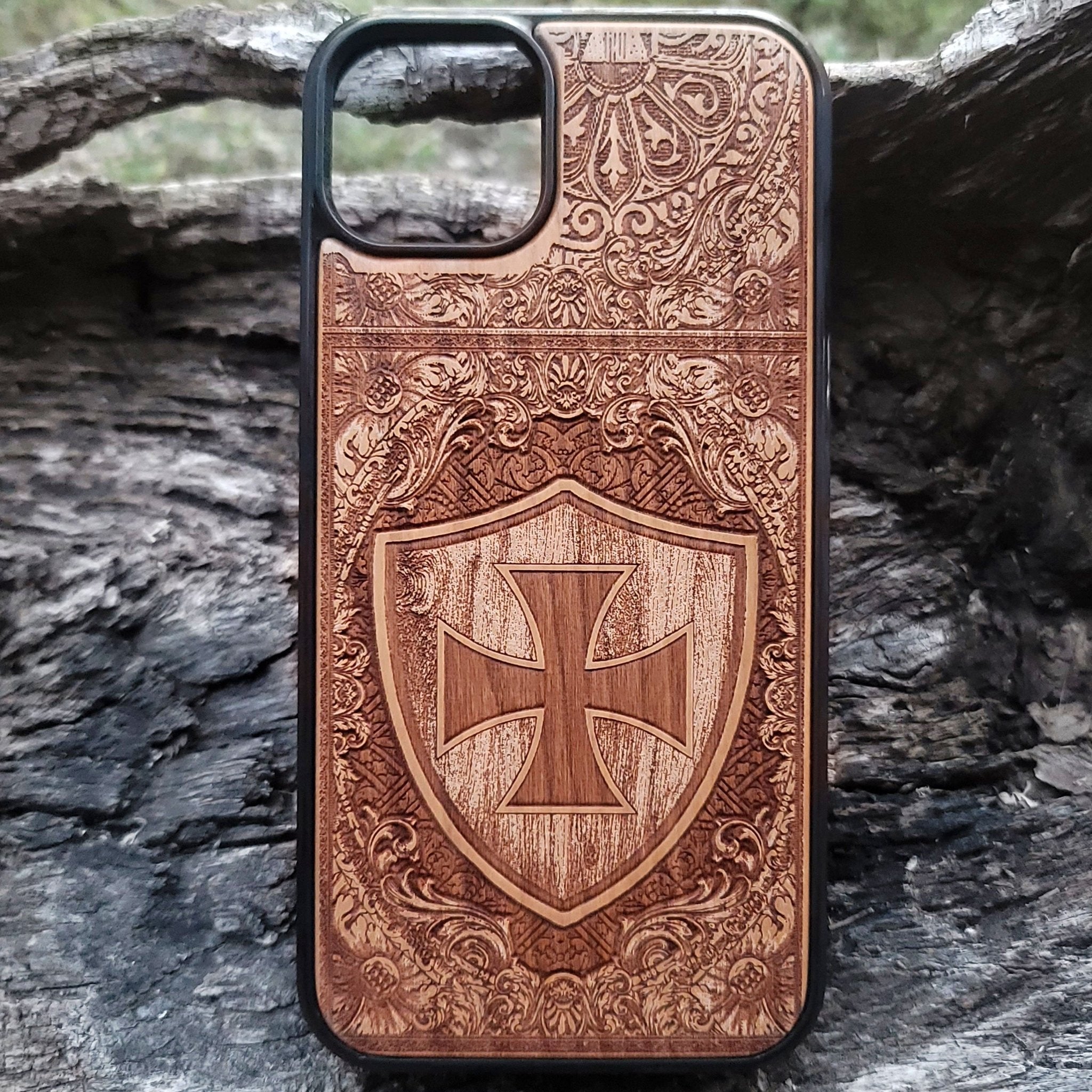 Templar Cross Wood Phone Case – Hand-Painted for iPhone 16 & Galaxy S25 iPhone 14 Templar Cross Wood Phone Case – Hand-Painted for iPhone 16 & Galaxy S25 iPhone 14