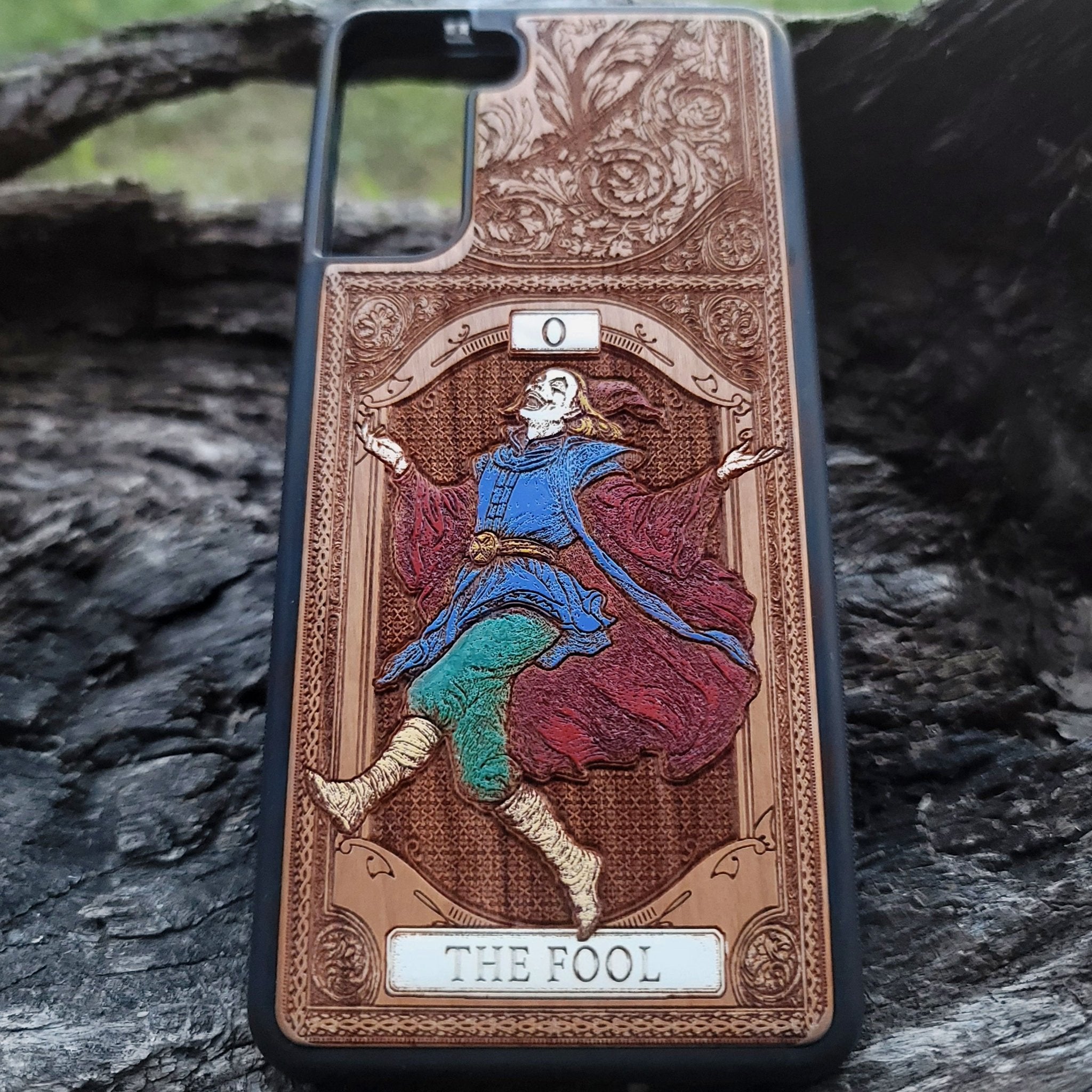 The Fool tarot wood phone case – engraved and hand-painted for iPhone , Galaxy S – mystical design for tarot lovers