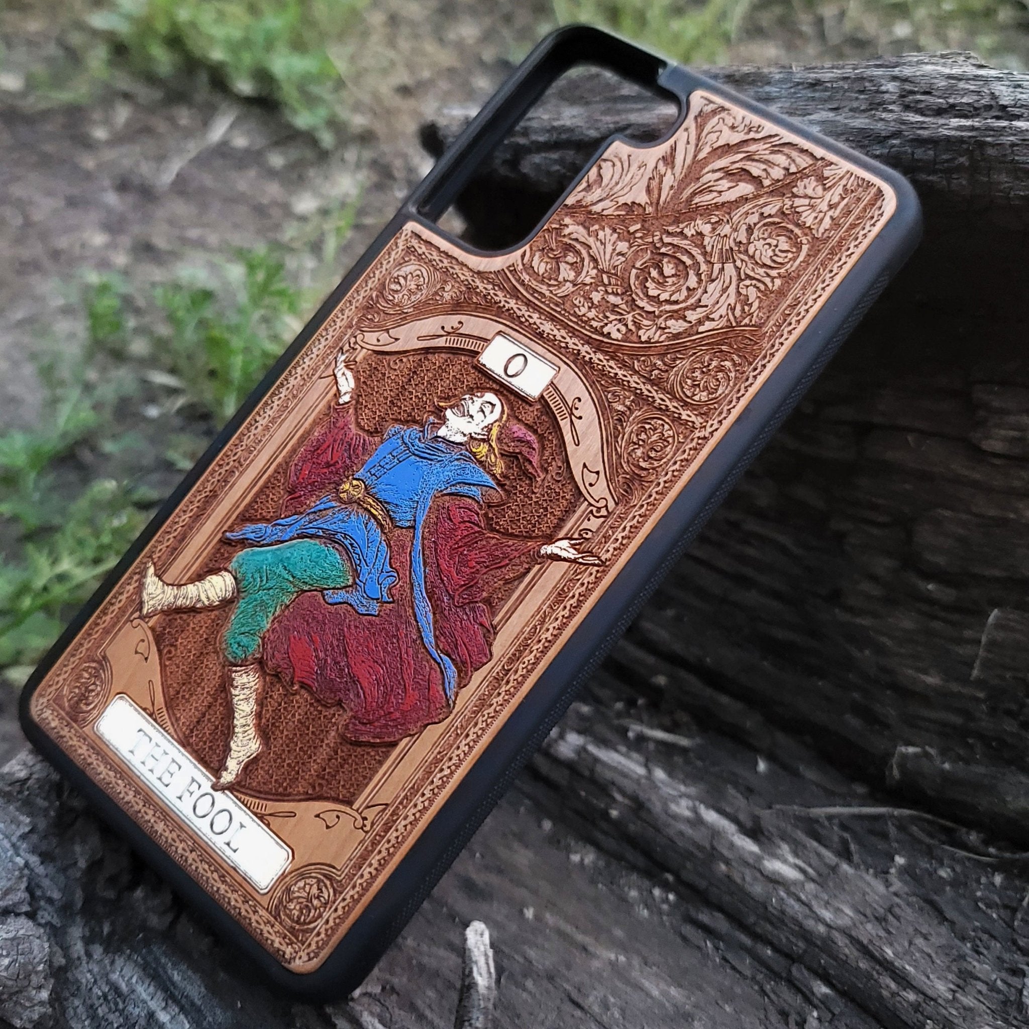 The Fool tarot wood phone case – engraved and hand-painted for iPhone , Galaxy S – mystical design for tarot lovers