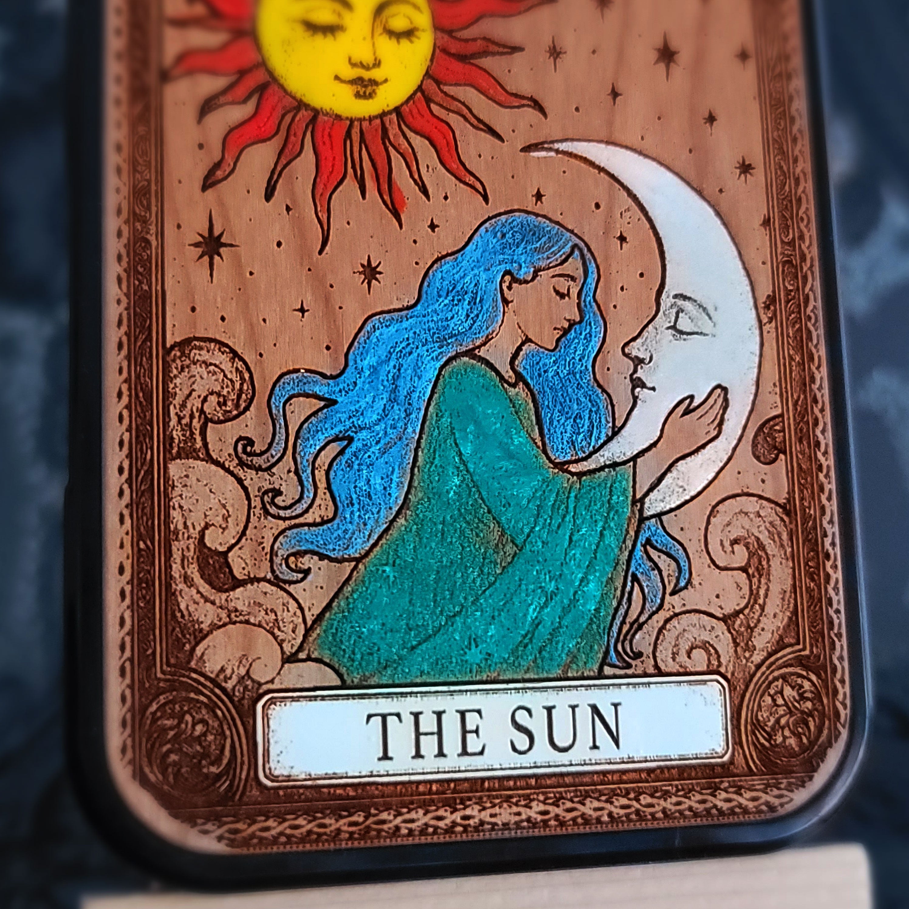 Die Sonne Tarot Karte Holz Handytasche bemalt