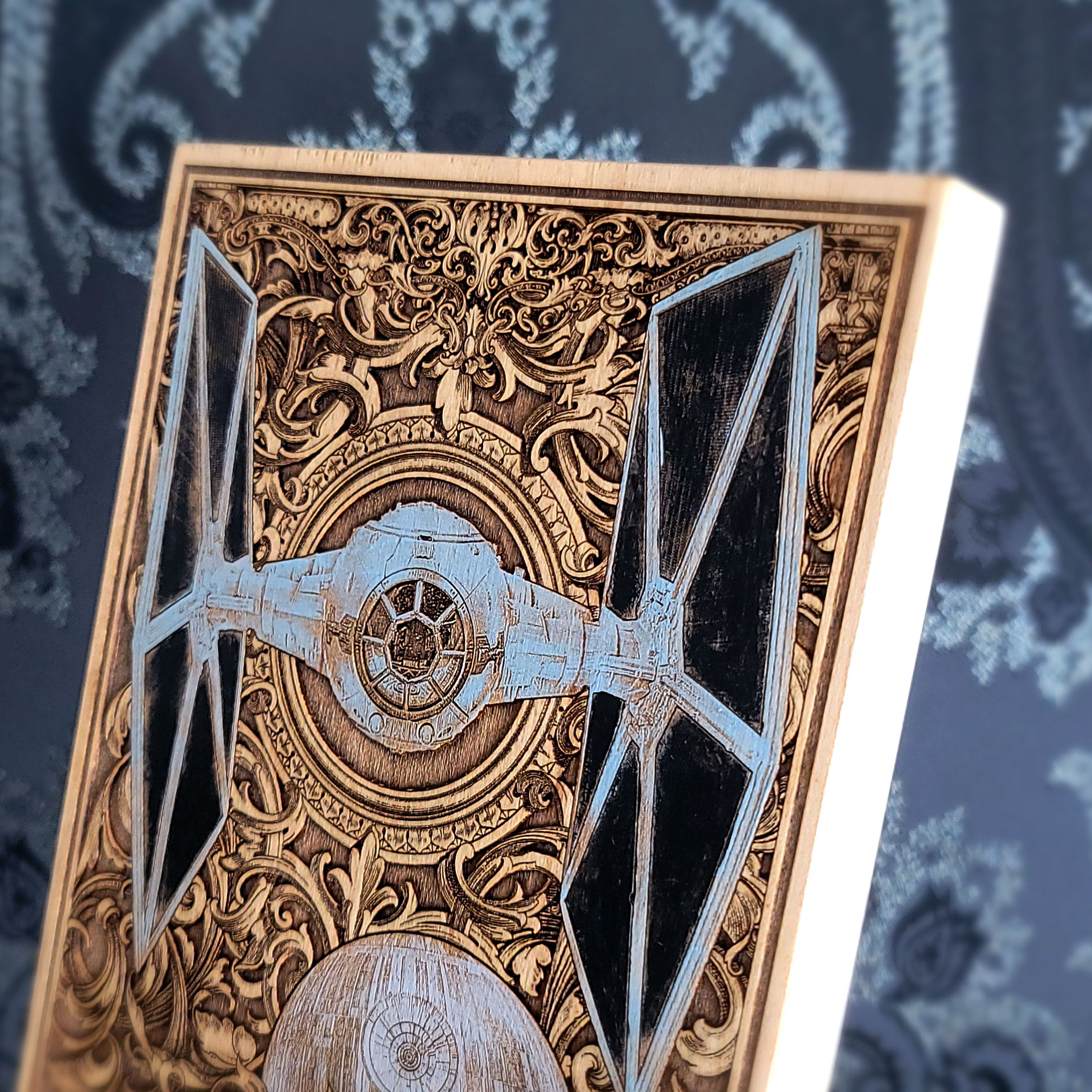 Intergalactic Ship V Star Wars Hand Painted - Mini