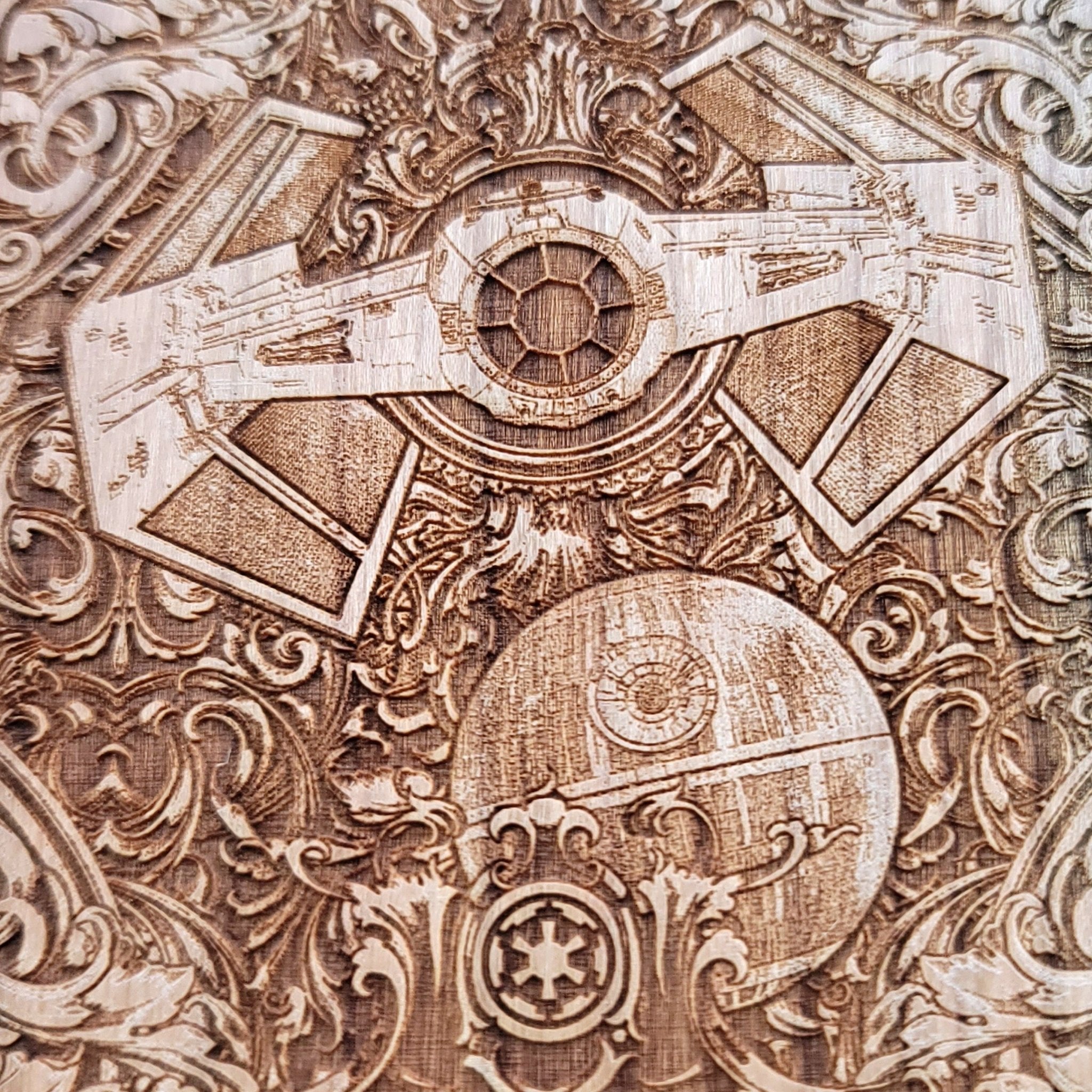 Engraved wood charger with sci-fi fleet inspired by Star Wars battles.