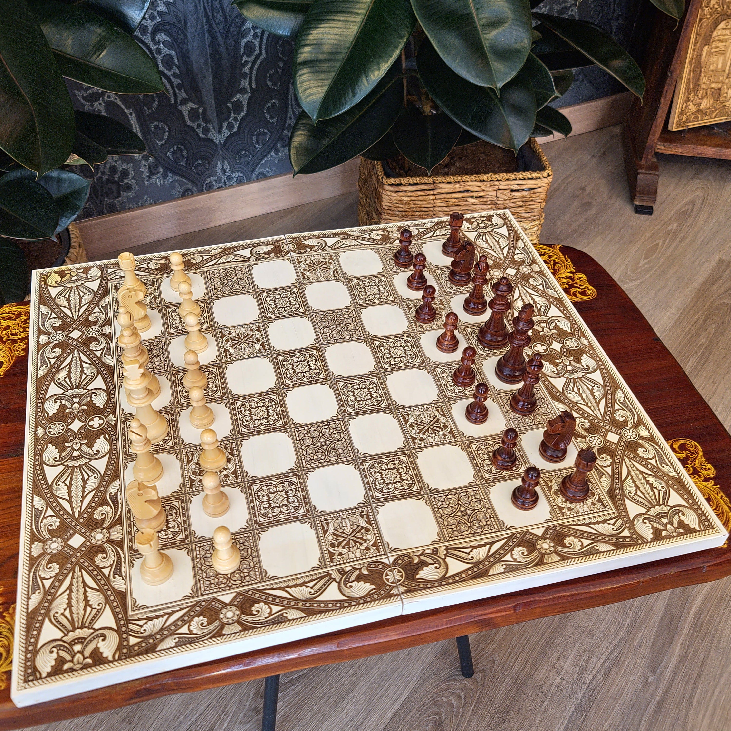 Tablero de ajedrez de fichas españolas - Blanco y marrón - Tamaño de torneo