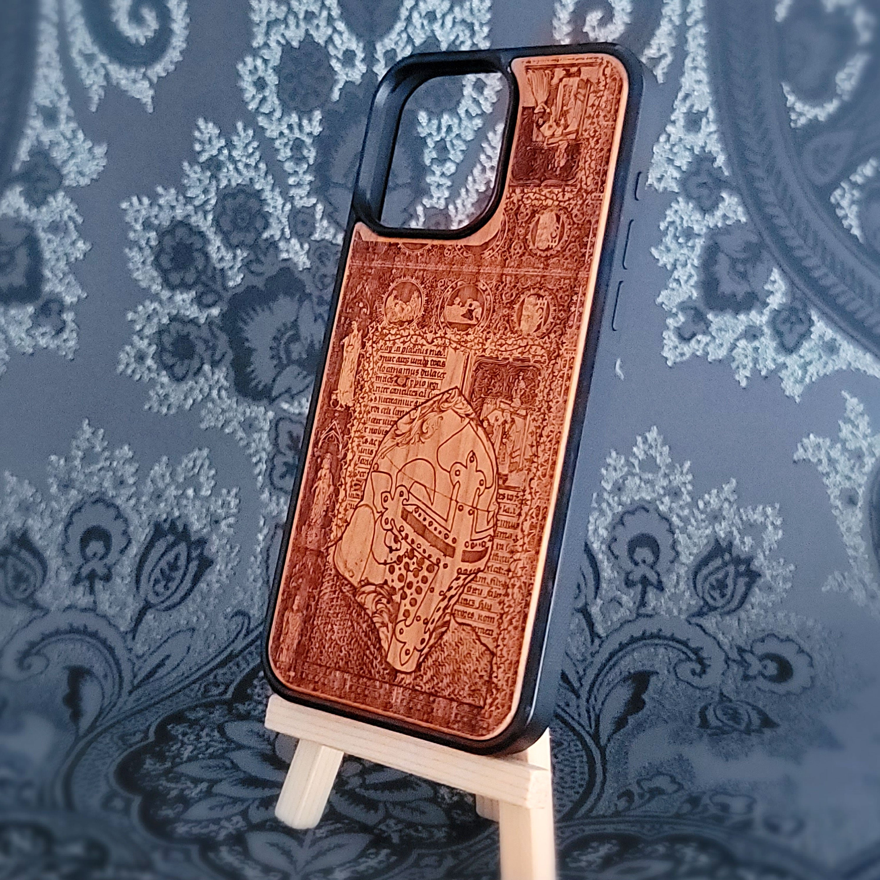 Laser-engraved medieval knight soldier wood phone case for iPhone 16, Galaxy S25, and more – medieval armor design.