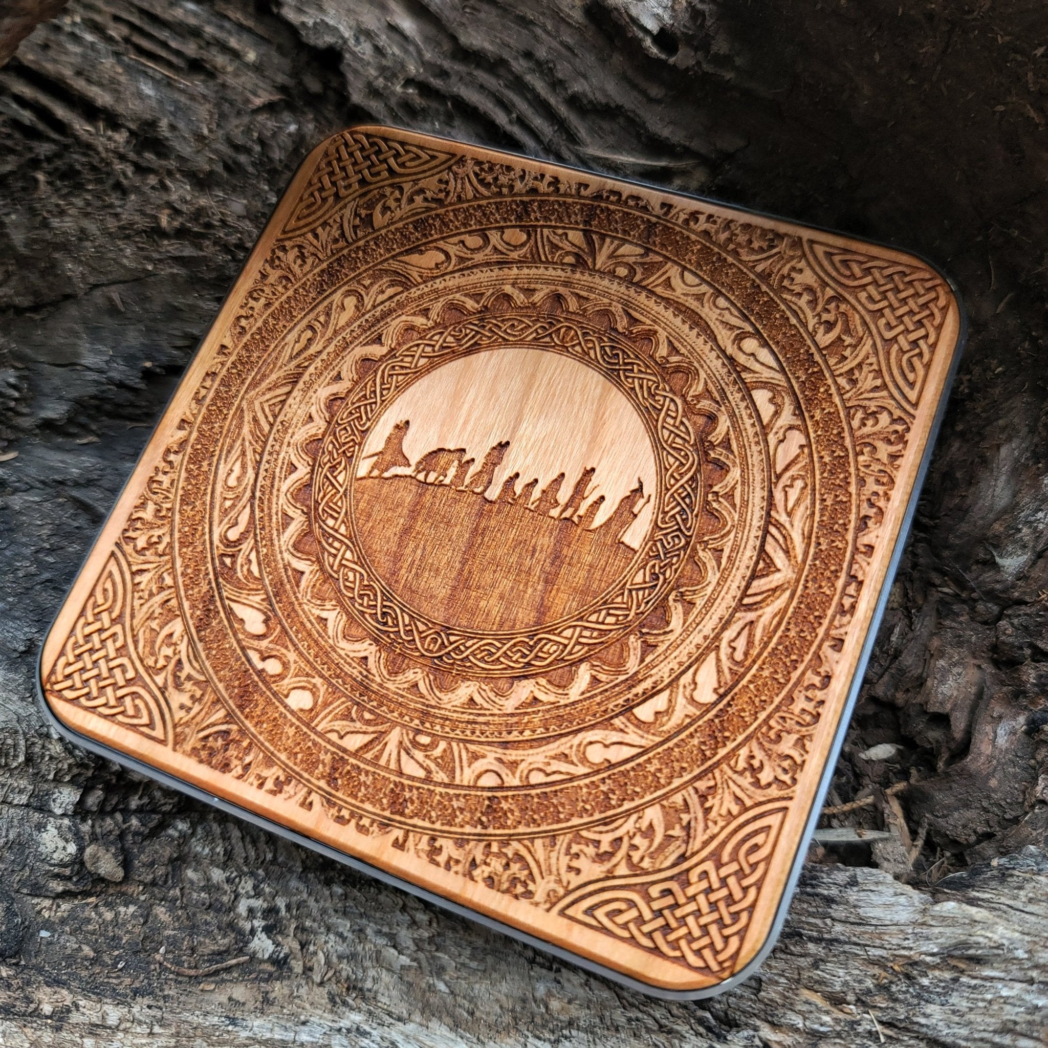 Artisan wireless charger with Fellowship of the Ring artwork.