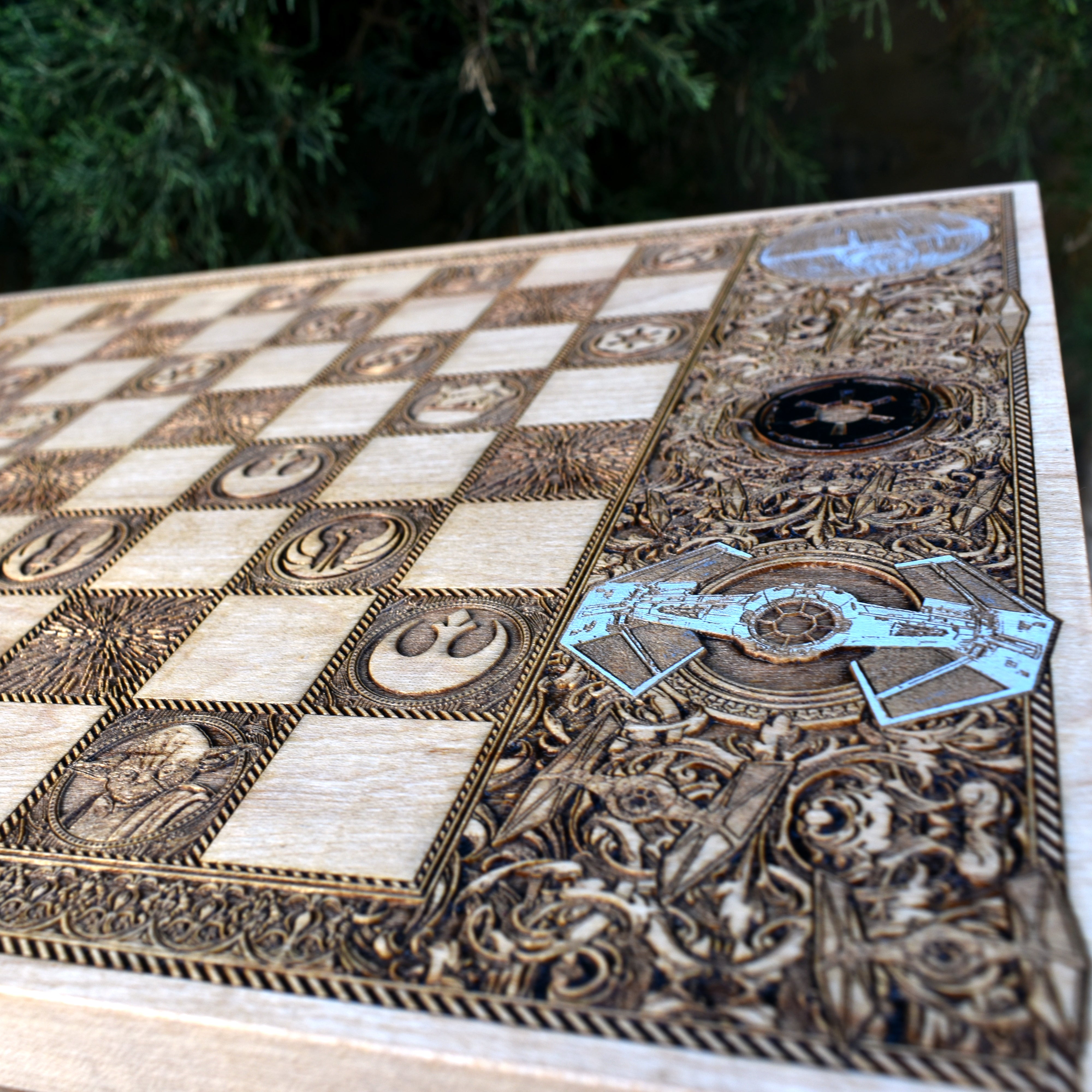 Premium Star Wars-themed wooden chess set – great for chess lovers and Star Wars fans