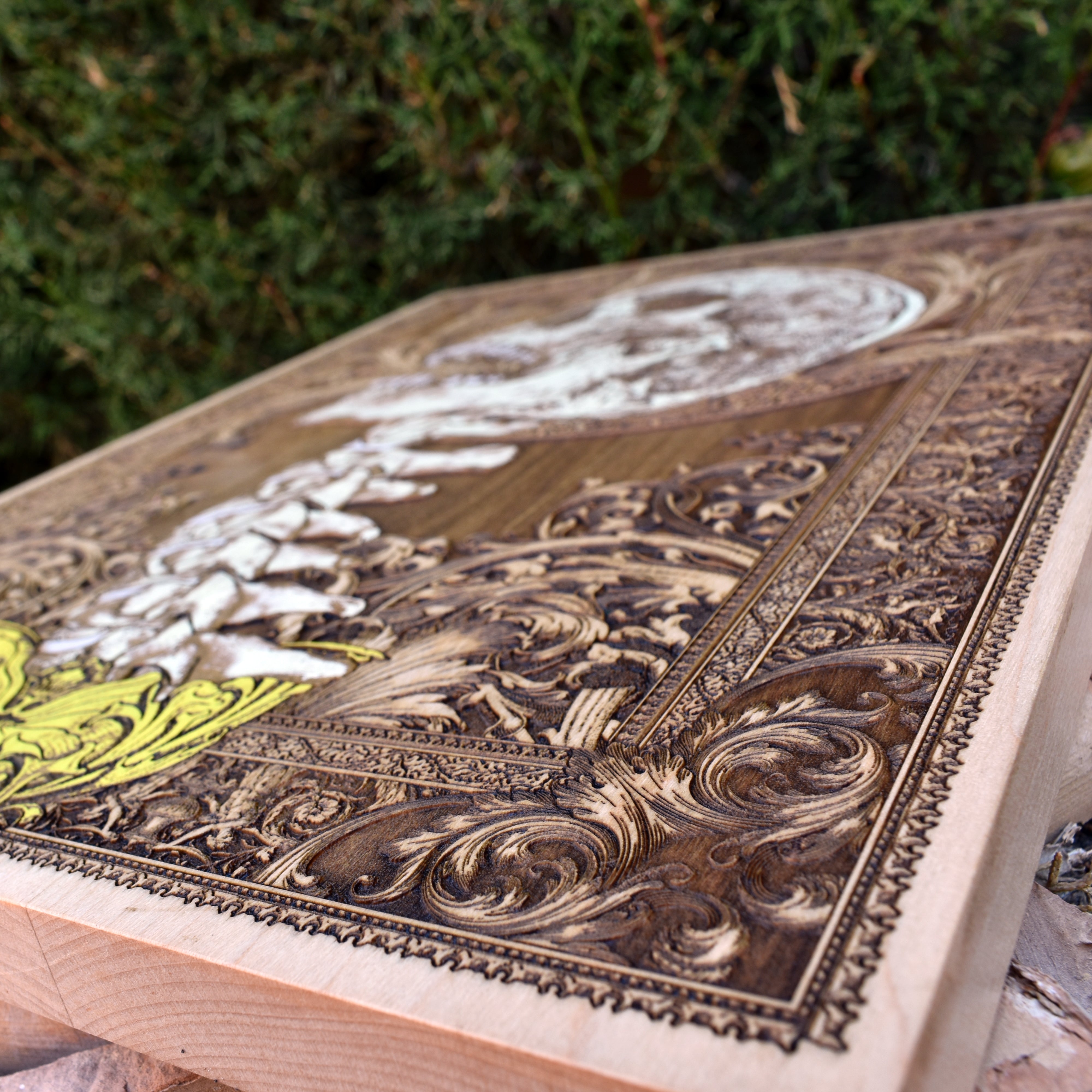 Scream- Large Maple Wood