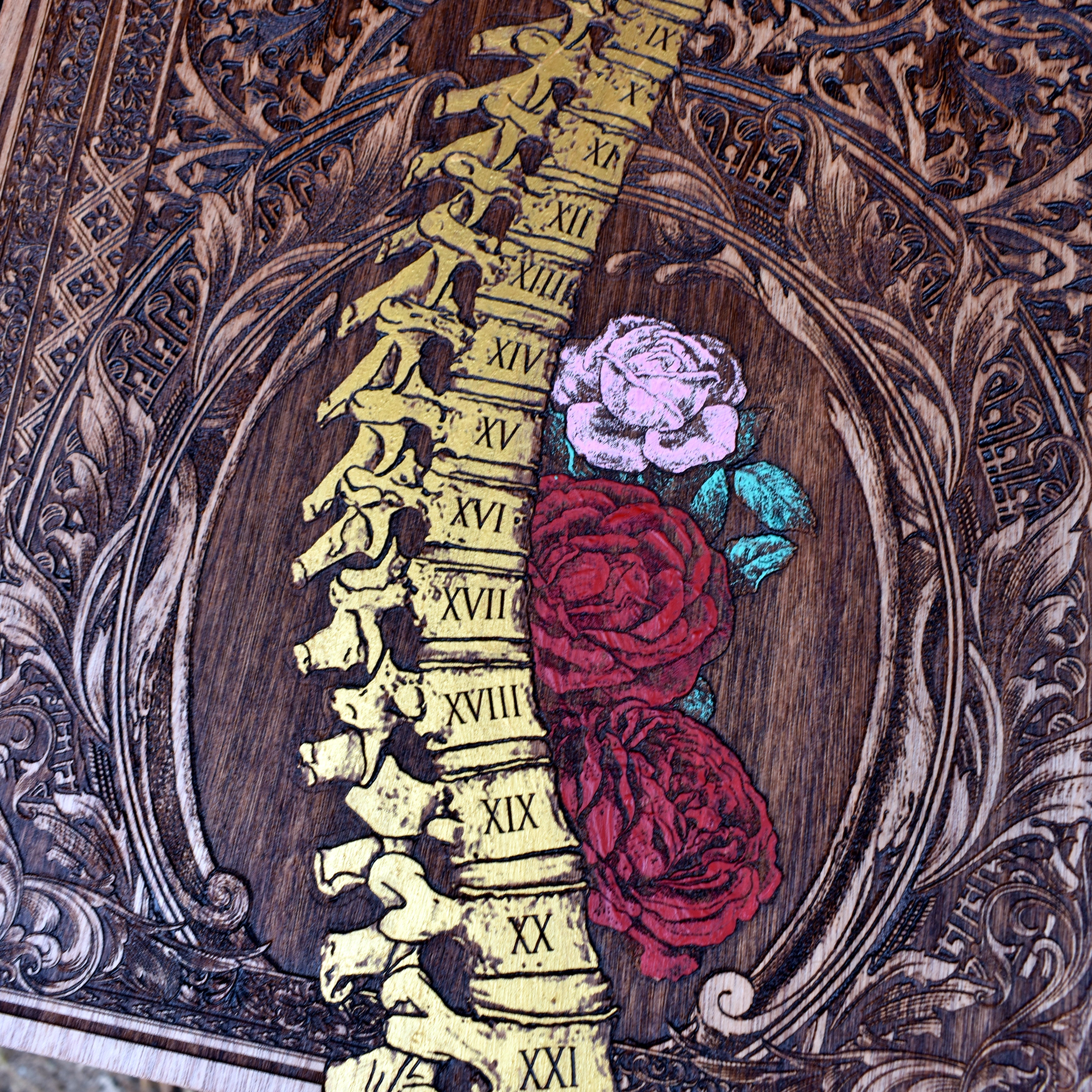 Spine with Roses Gold - Large Cedar wood limited Edition