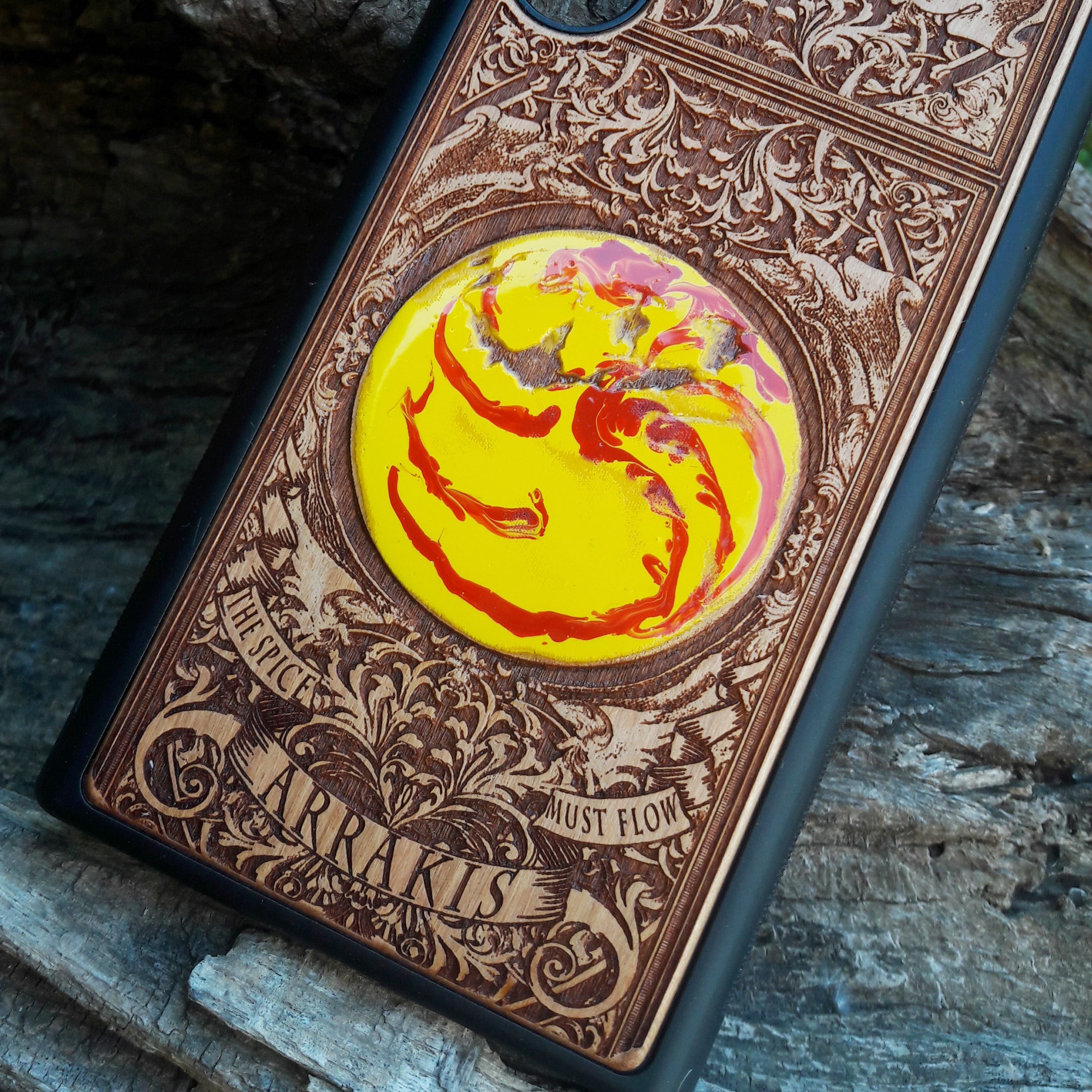 Hand-painted Dune Arrakis wooden phone case with laser-engraved cherrywood design. Sci-fi-themed phone case for Dune fans.