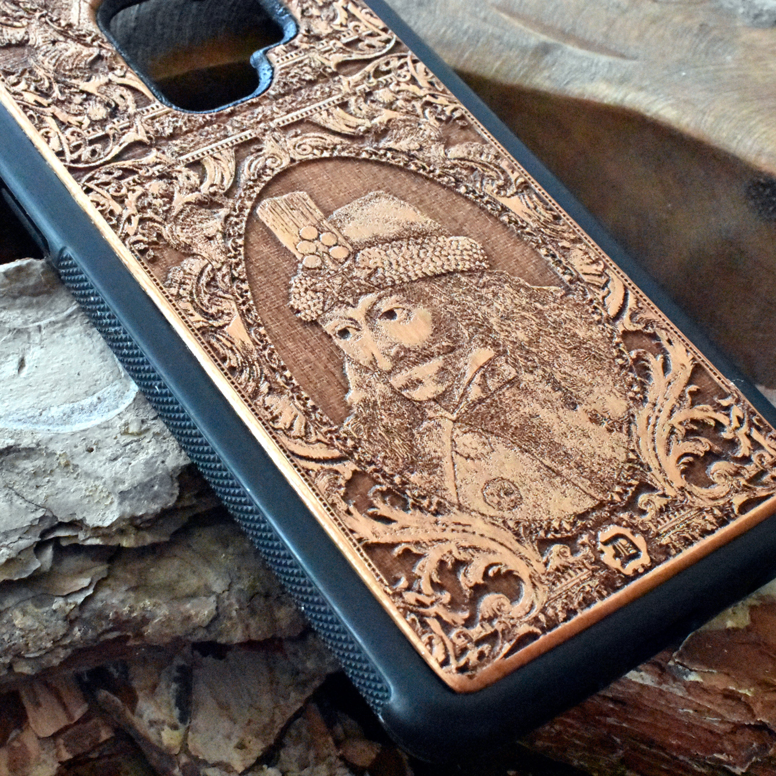 Wooden Dracula-themed phone case, featuring intricate gothic design, available for iPhone , iPhone 15, Galaxy S23 Ultra, Note 20, and other popular models. Perfect for fans of dark fantasy and gothic aesthetics.