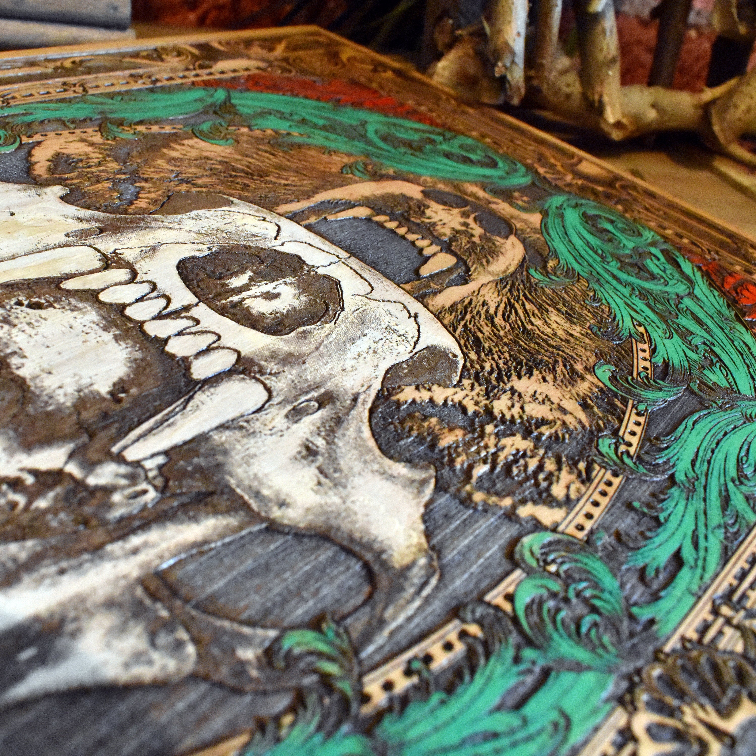 Wooden wall hanging featuring a detailed bear skull in gothic style.