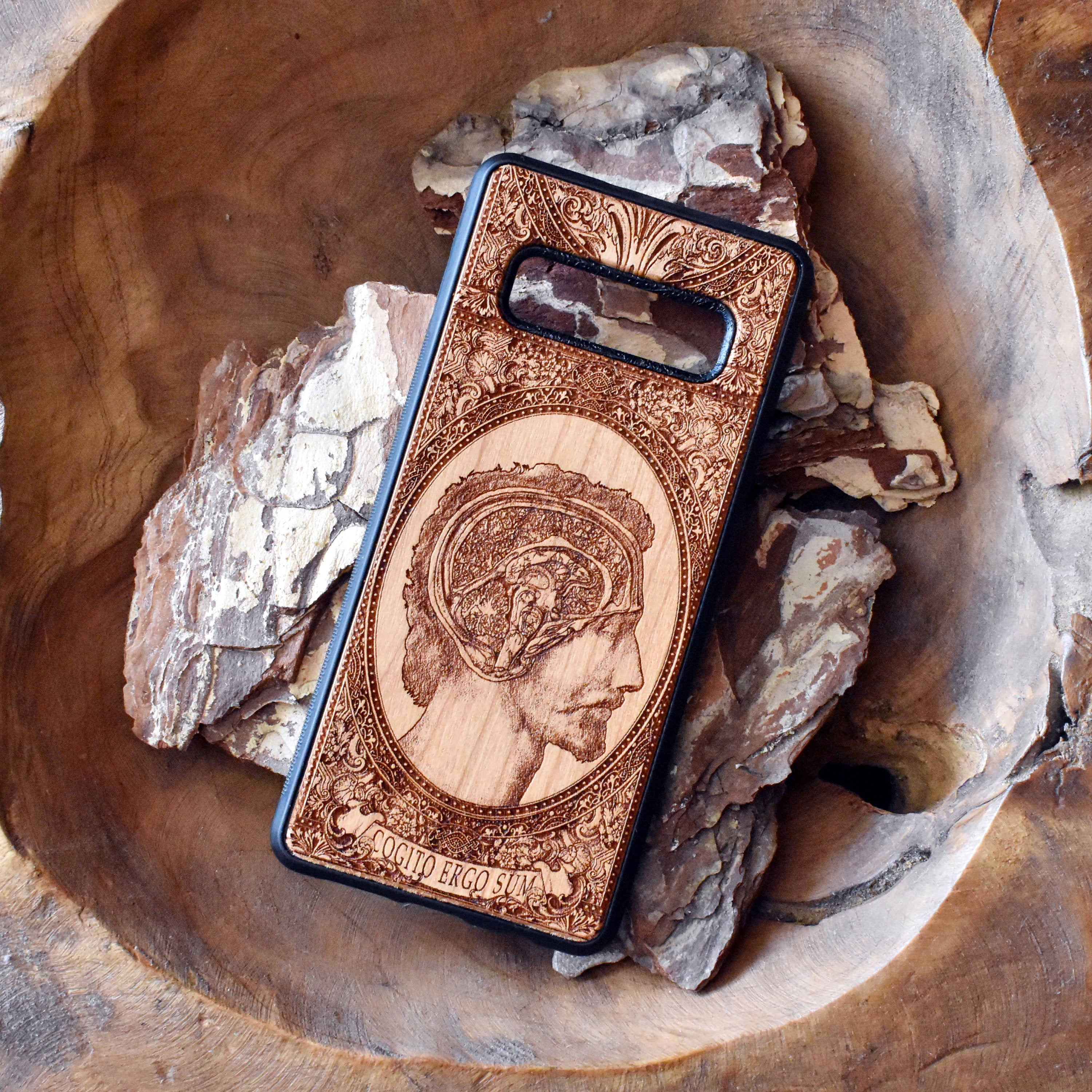 Wooden phone case with laser-engraved Gothic pattern design for iPhone , iPhone 15, Samsung Galaxy S, S24, Note 20. Stylish, eco-friendly, and durable for fans of dark and gothic art.