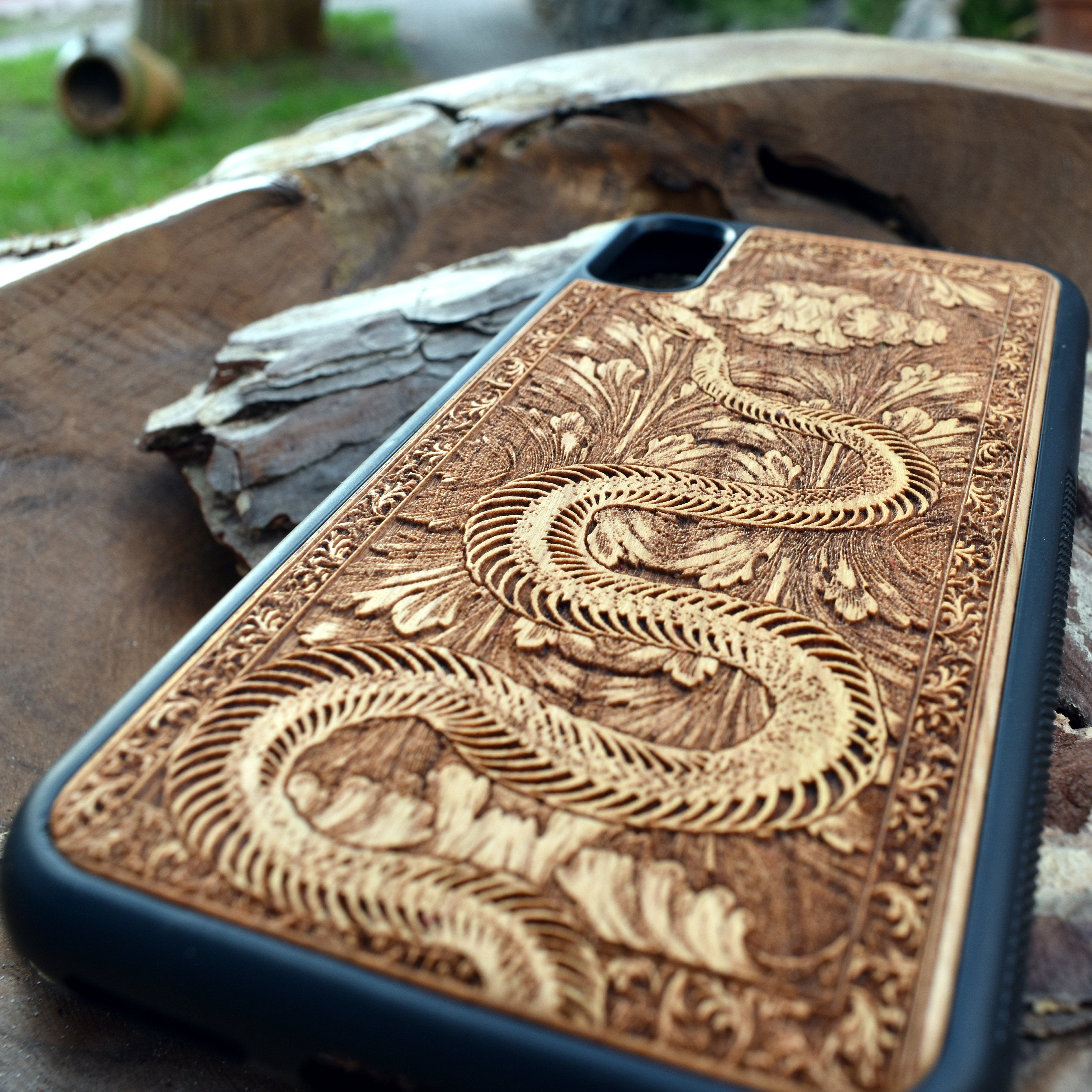 Snake Design Wooden Phone Case for iPhone & Samsung Galaxy - Laser Engraved Gothic Art - iPhone , S Compatible.
This ensures the listing is attractive to both search engines and potential customers by focusing on key features like the snake design, wood material, and model compatibility while optimizing for relevant search terms.