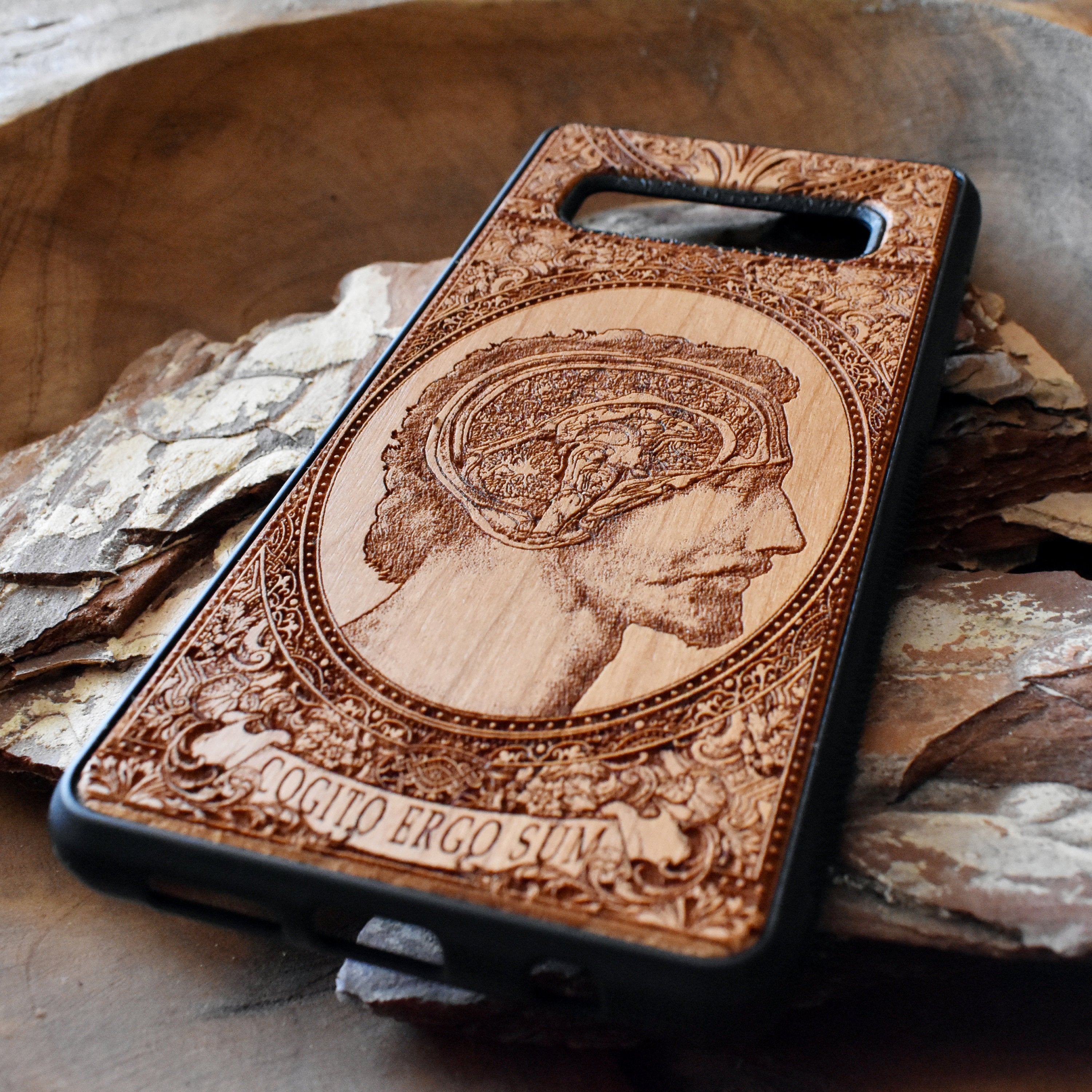 Wooden phone case with laser-engraved Gothic pattern design for iPhone , iPhone 15, Samsung Galaxy S, S24, Note 20. Stylish, eco-friendly, and durable for fans of dark and gothic art.