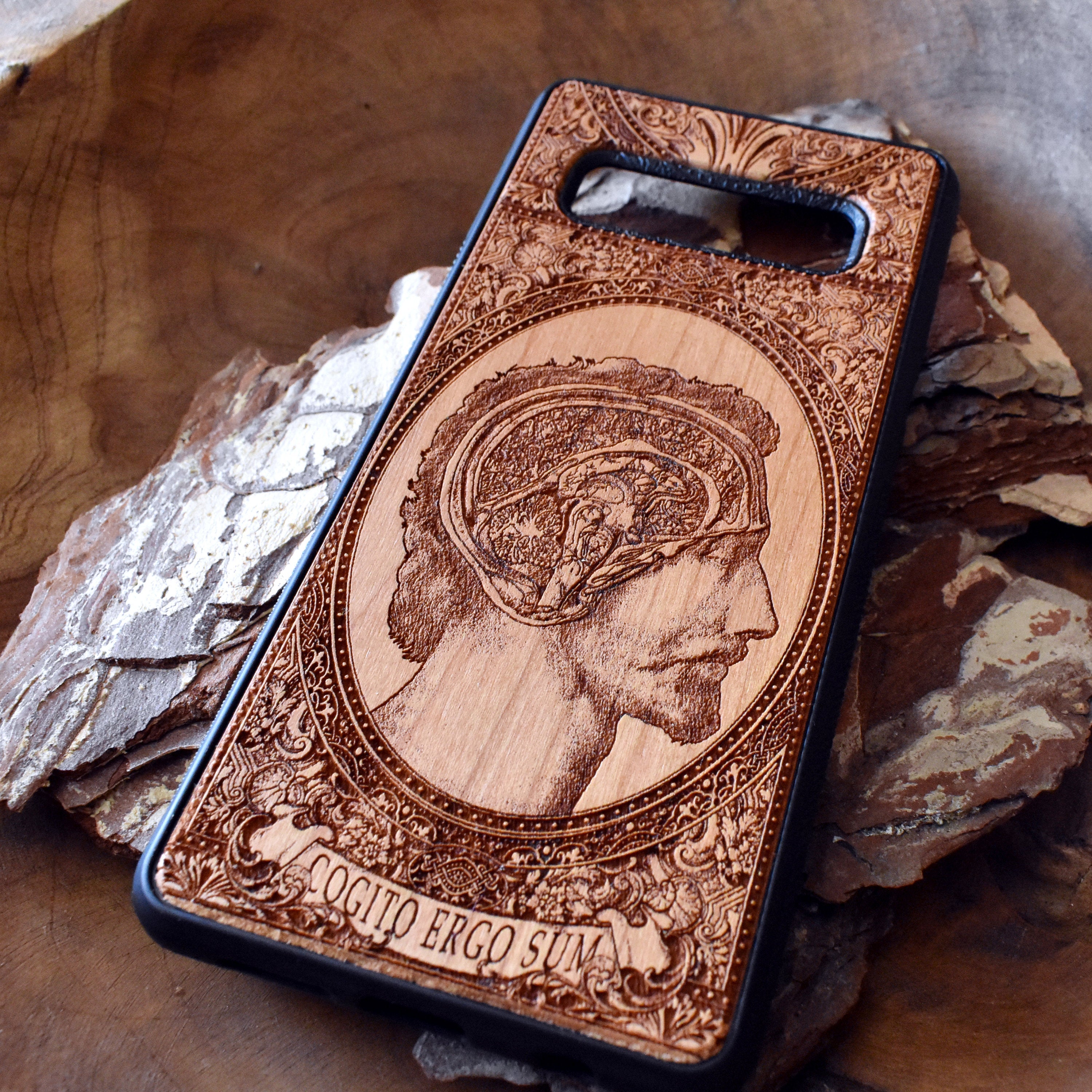 Wooden phone case with laser-engraved Gothic pattern design for iPhone , iPhone 15, Samsung Galaxy S, S24, Note 20. Stylish, eco-friendly, and durable for fans of dark and gothic art.
