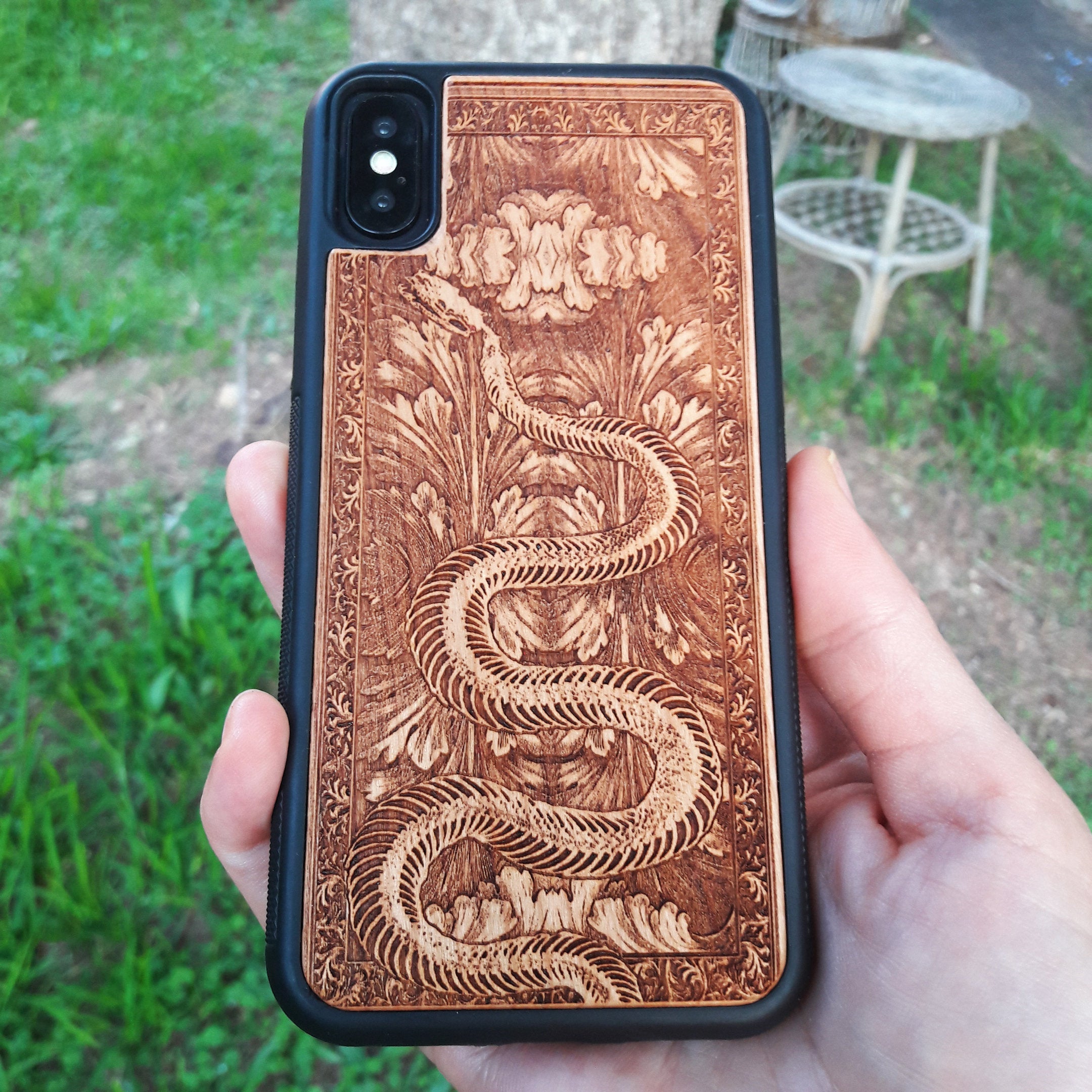 Snake Design Wooden Phone Case for iPhone & Samsung Galaxy - Laser Engraved Gothic Art - iPhone , S Compatible.
This ensures the listing is attractive to both search engines and potential customers by focusing on key features like the snake design, wood material, and model compatibility while optimizing for relevant search terms.