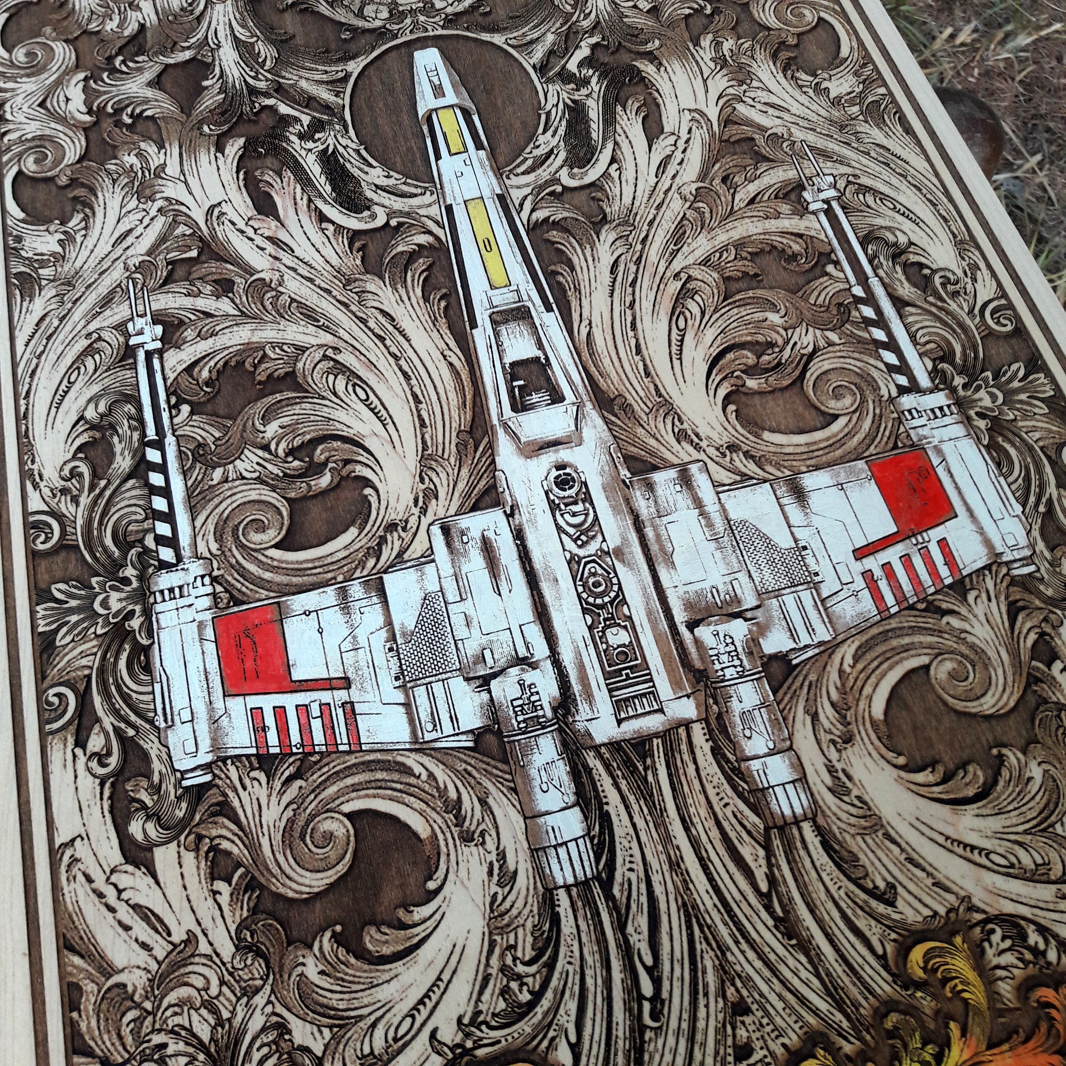 Intergalactic Ship IV Star Wars - Extra Large Star Wars engraved wood phone case