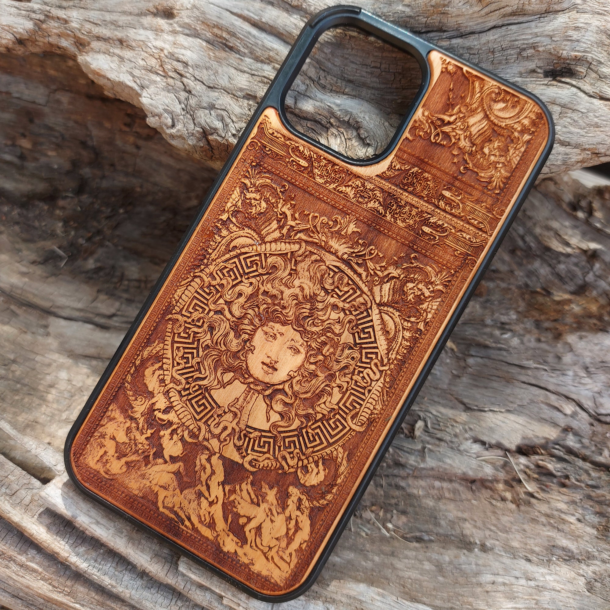 Medusa laser-engraved wooden phone case, perfect for iPhone , iPhone 15, Galaxy S, Note 20, and other models. Featuring an intricate gothic design, ideal for fans of Greek mythology and unique phone accessories. 12 pro