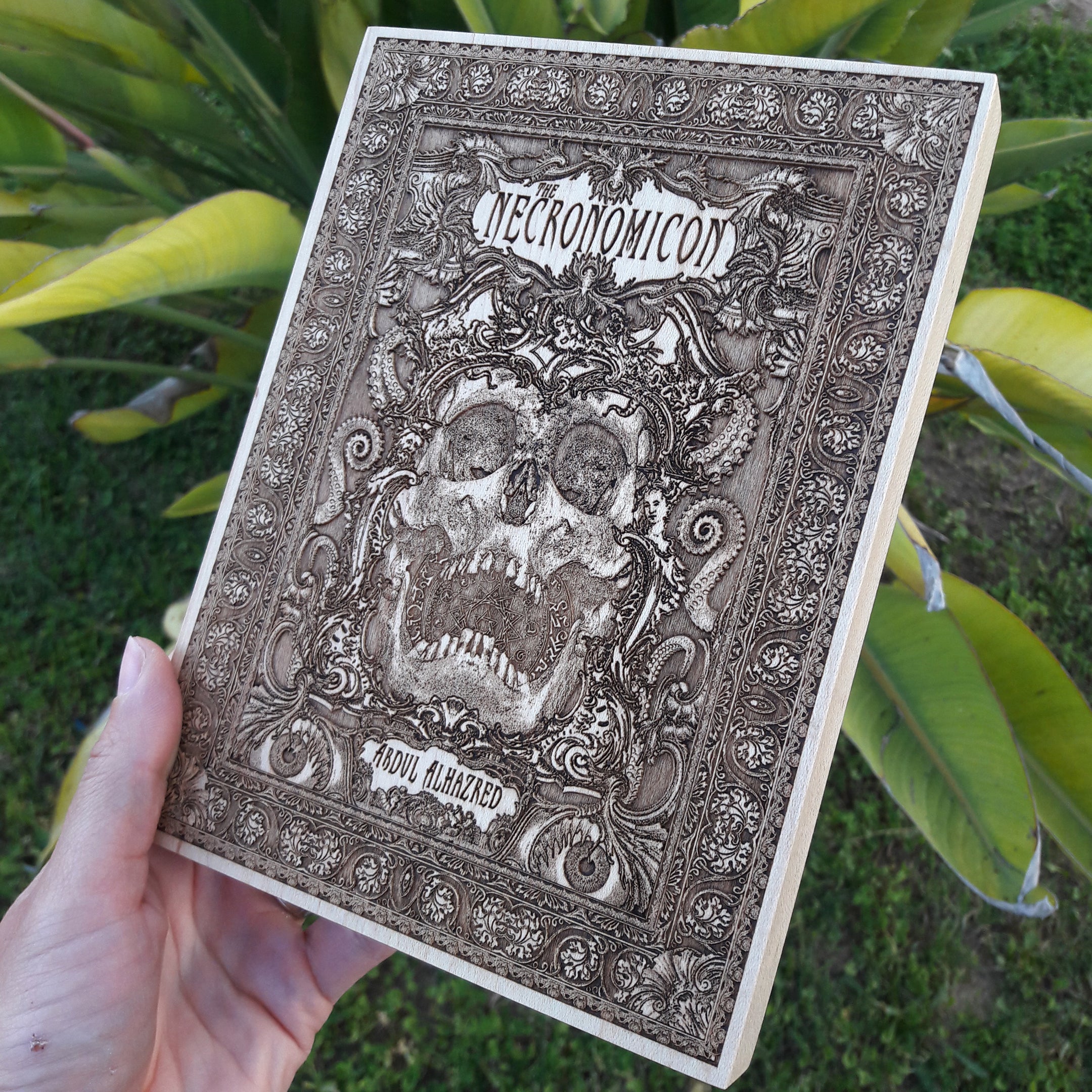 Unique horror decor – engraved ram skull artwork for gothic collectors.