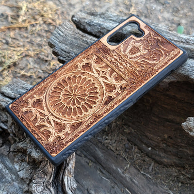 Wooden phone case with gothic pattern laser-engraved design, available for iPhone , iPhone 15, Samsung Galaxy S, S24, Note 20 Ultra. Stylish and protective, perfect for fans of gothic art.
