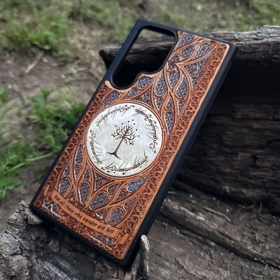 The Dark Tower from Lord of the Rings engraved on a wooden phone case, compatible with iPhone  and Samsung Galaxy S.