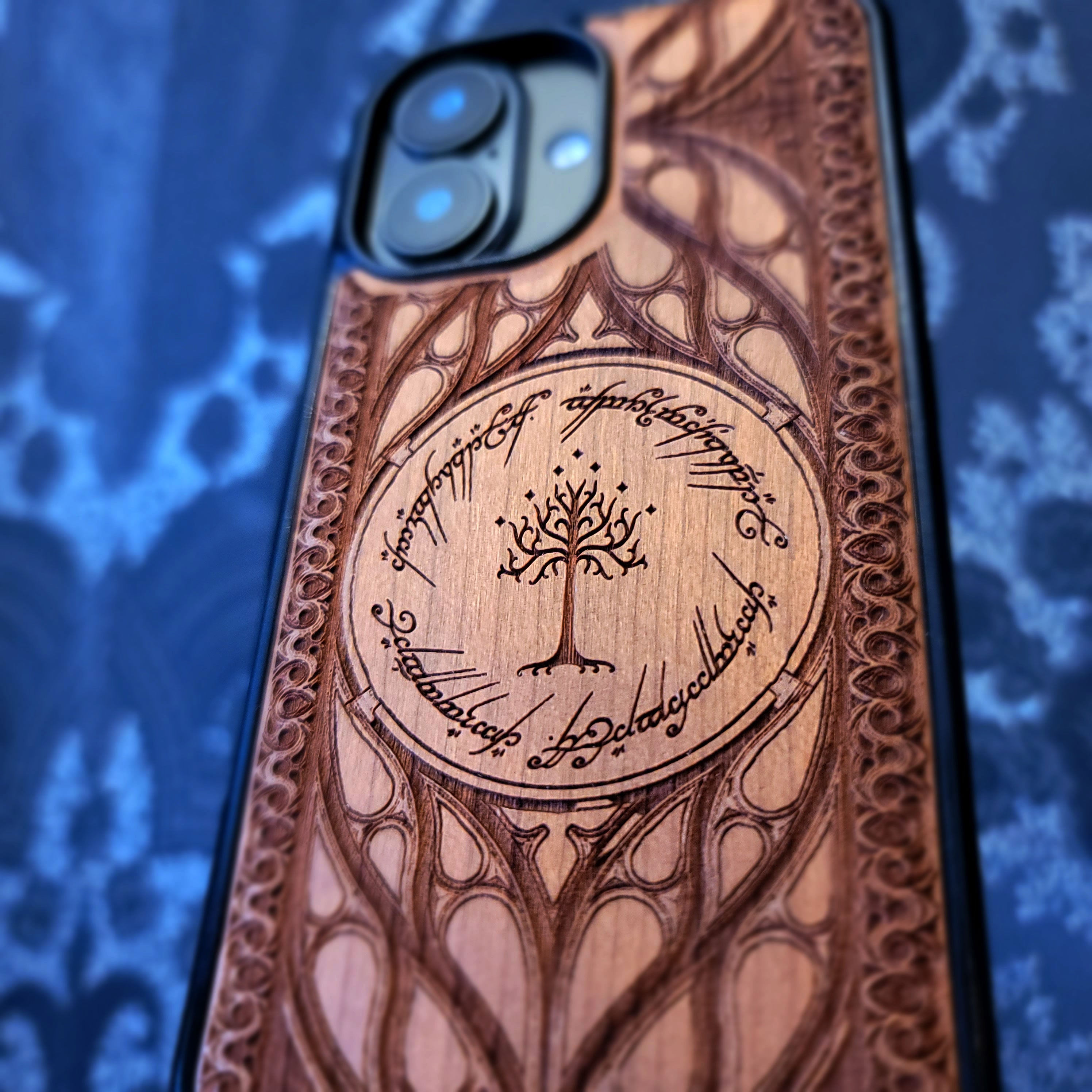 LORD OF THE RINGS wooden phone case for iPhone and Samsung Galaxy models.